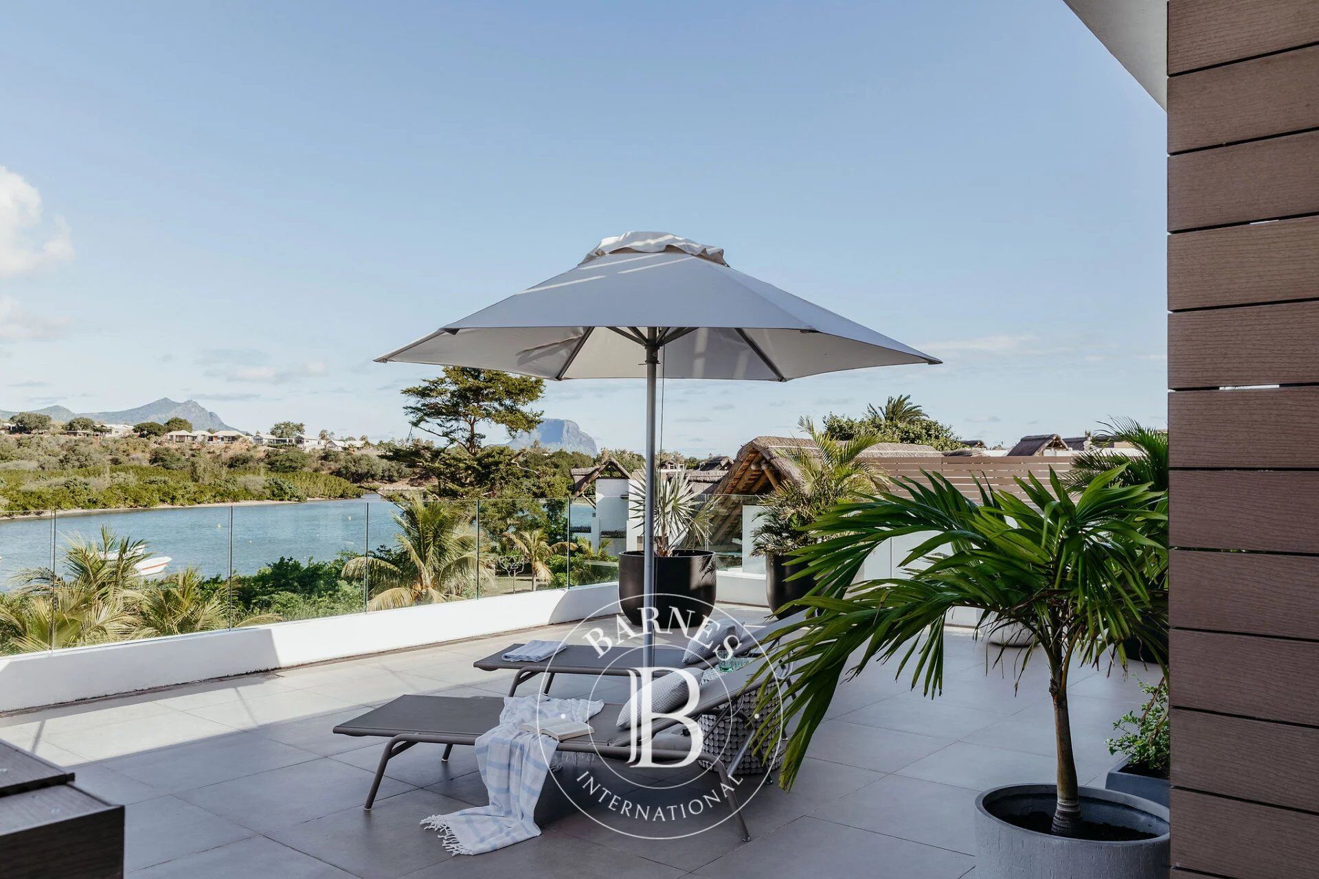 Penthouse Rivière Noire