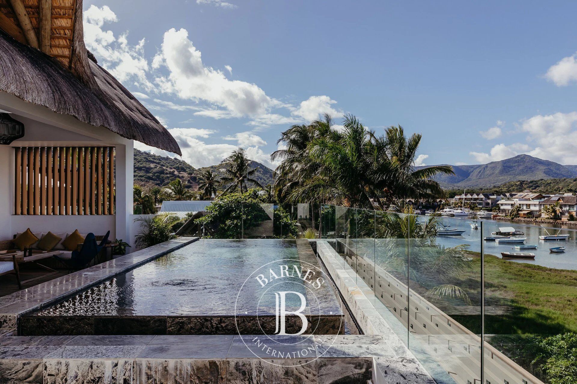 Penthouse Rivière Noire