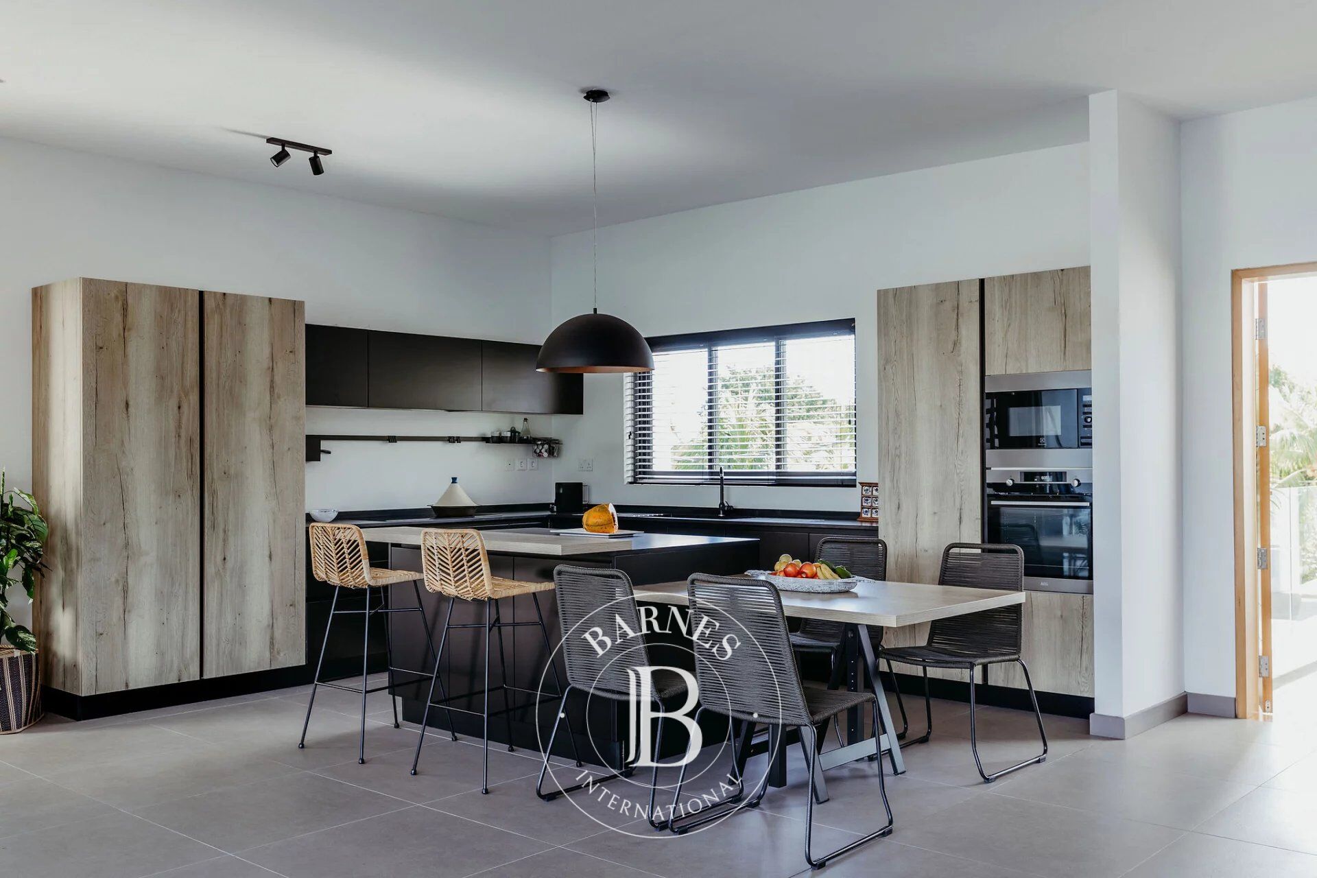 Penthouse Rivière Noire - picture 5