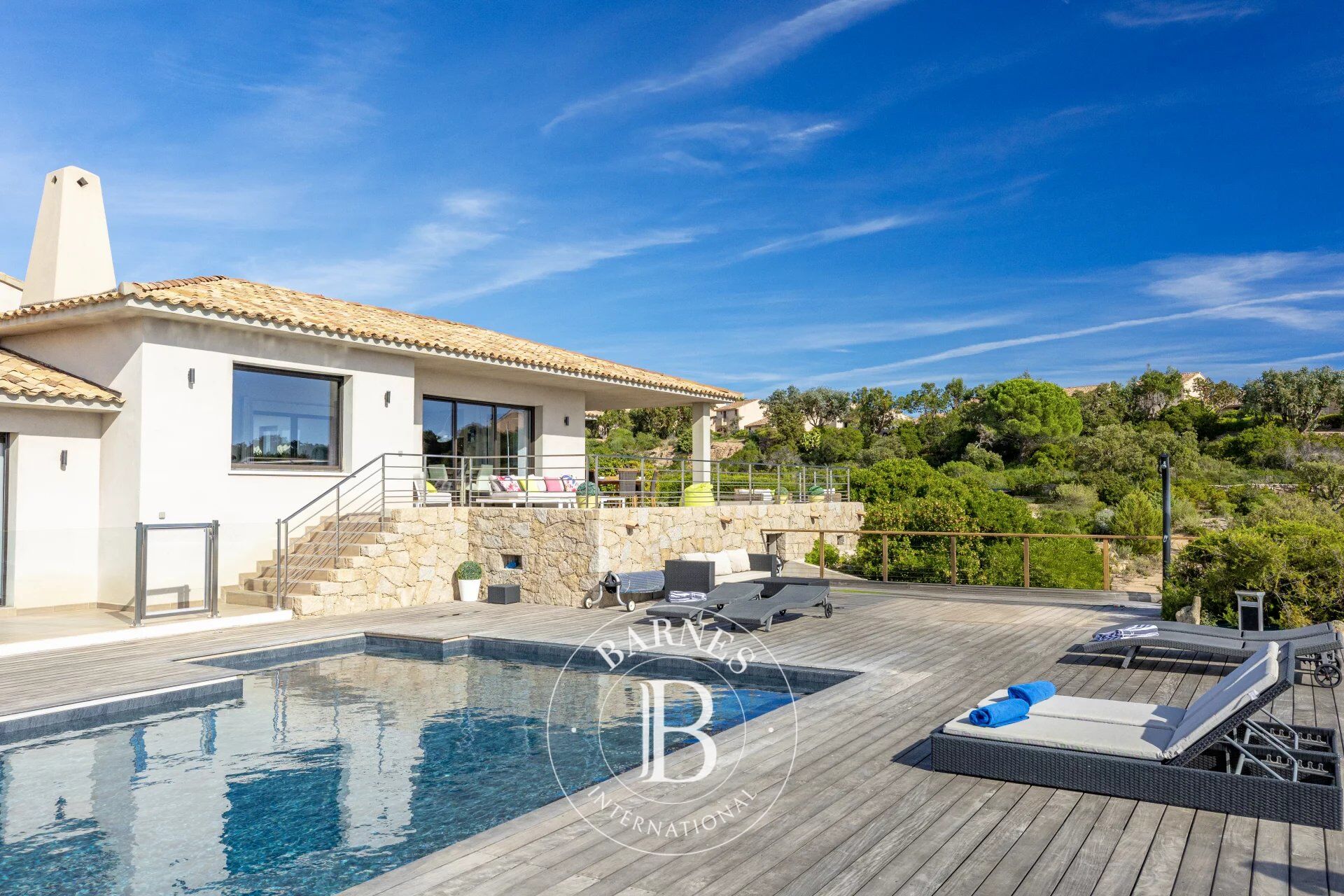 Porto vecchio, Palombaggia, villa 5 chambres, vue mer, piscine et proche plage - picture 3