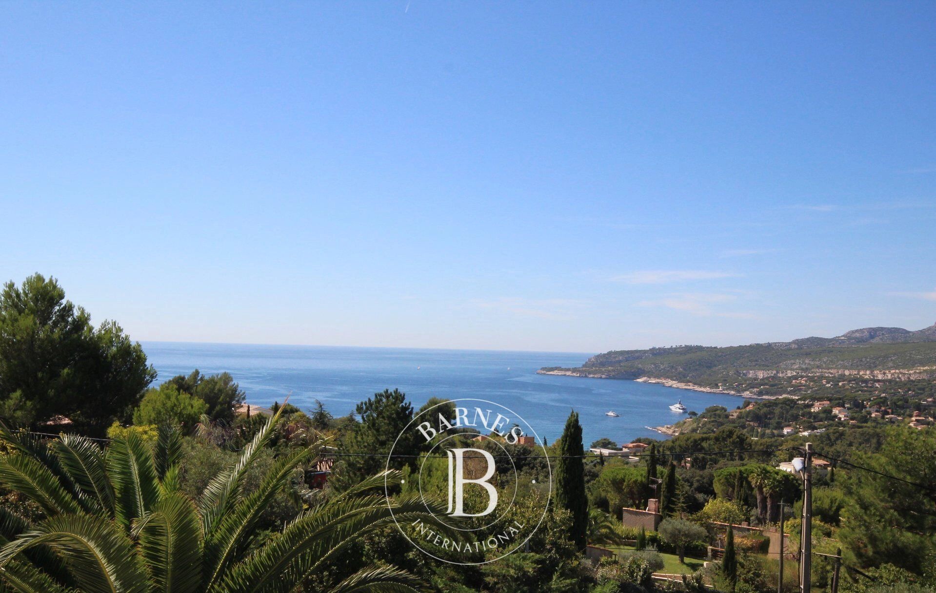 Villa Cassis - picture 1