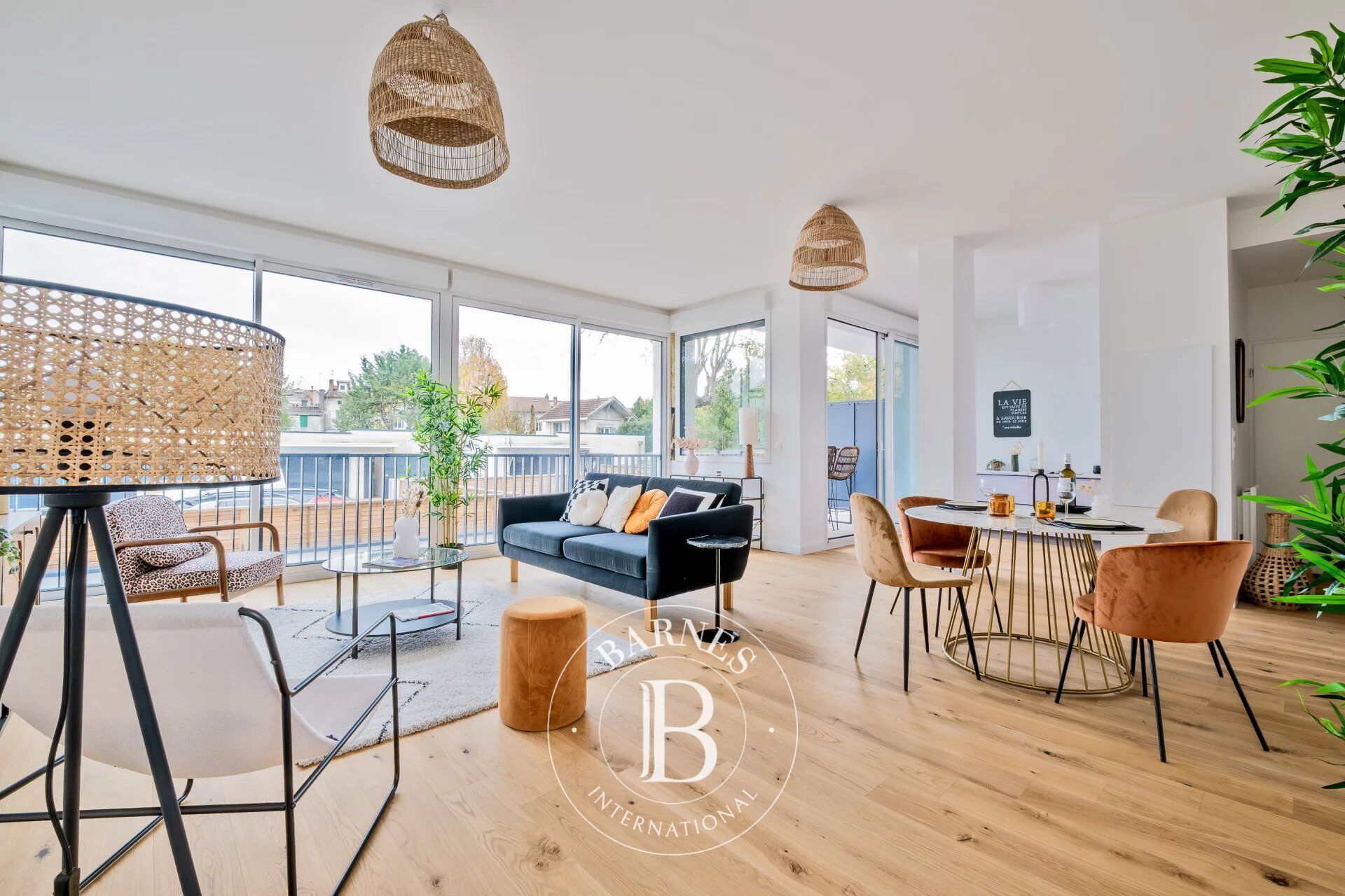 Bordeaux Croix Blanche  - 104 sqm Apartment - Terrace - Garden - Parking - picture 1