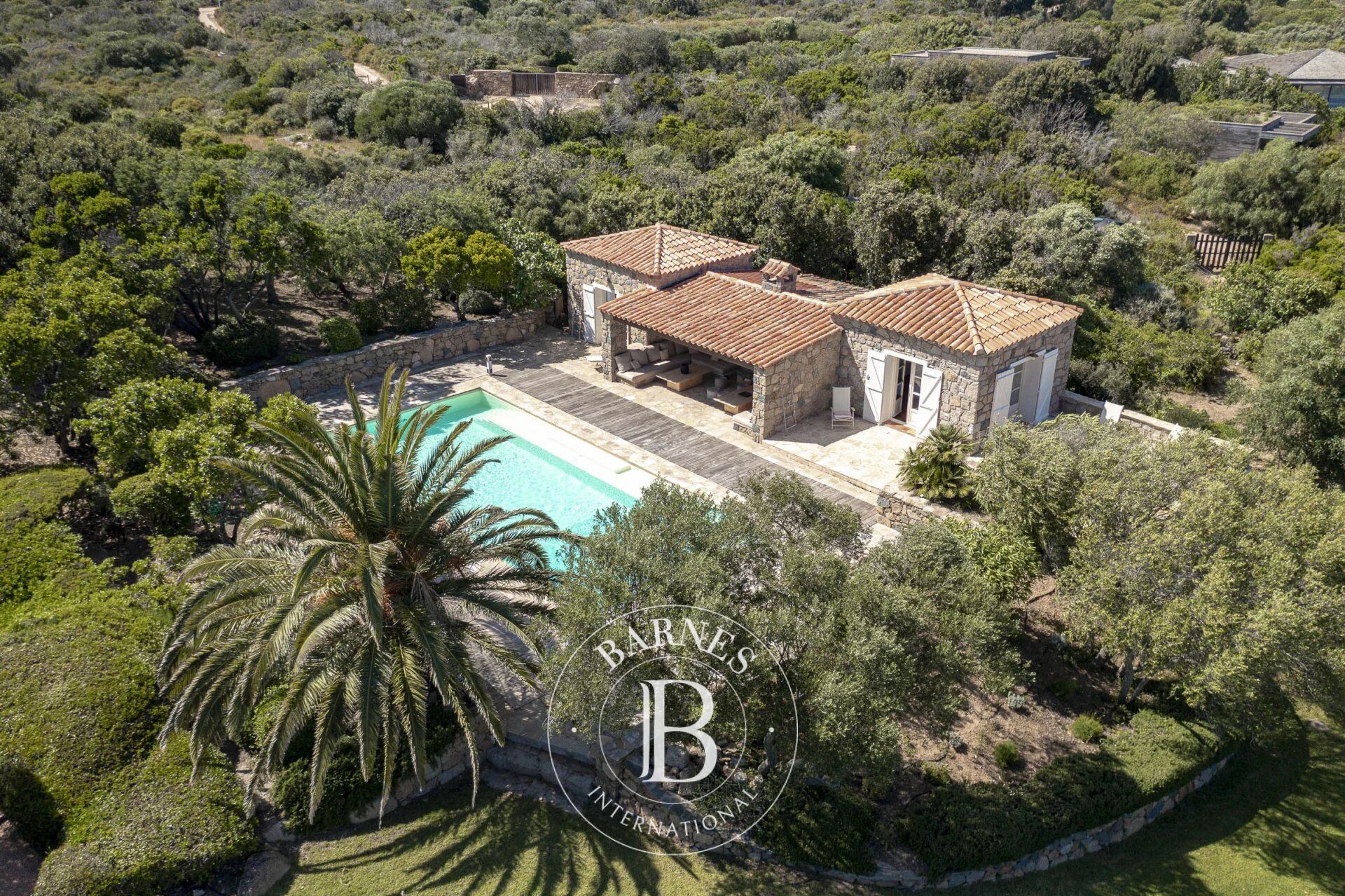 Bonifacio, Piantarella,  Propriété vue mer panoramique, 5 chambres, piscine chauffée et proche plage - picture 1