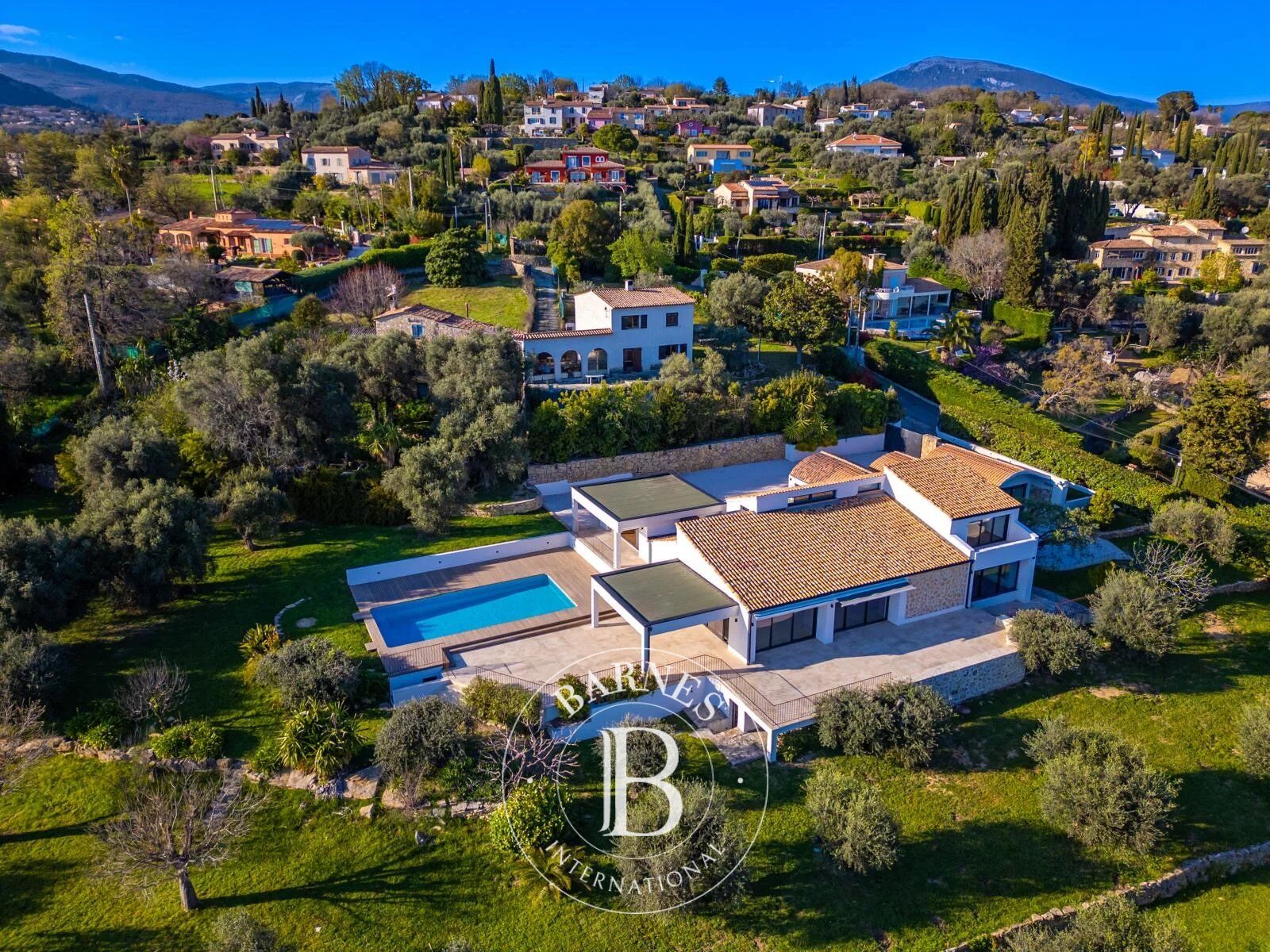 Opio - Villa d'architecte - Vue mer - Superbe terrain paysager de 5000 m2 - picture 1