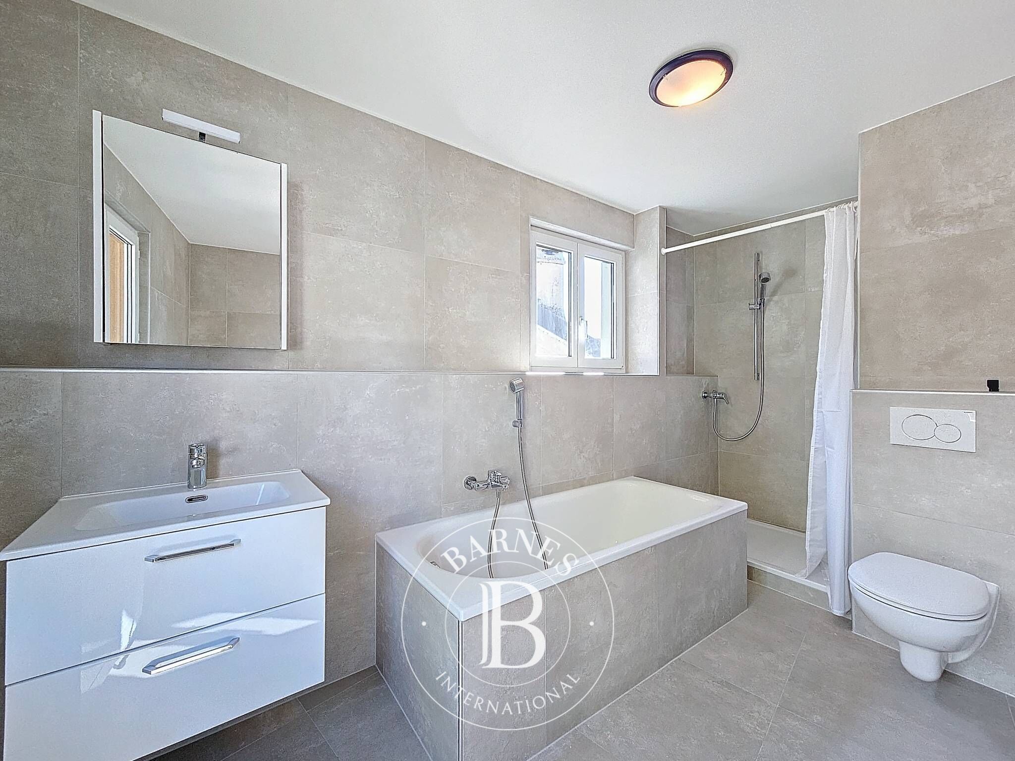 Edificio Grandson - picture 3