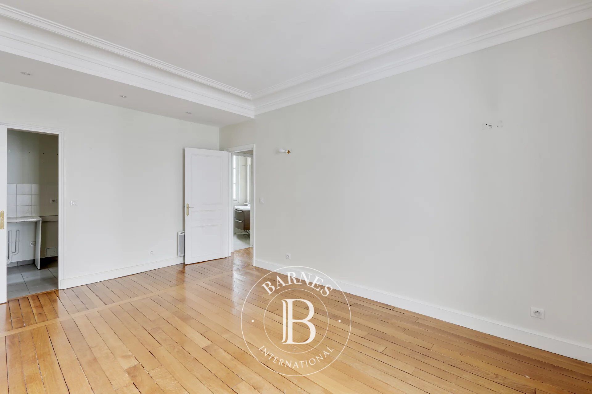 Apartment - Paris 6 - Saint-Placide - 2 bedrooms - picture 3