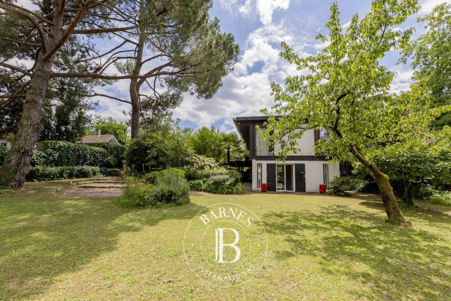 Haus Talence - picture 1