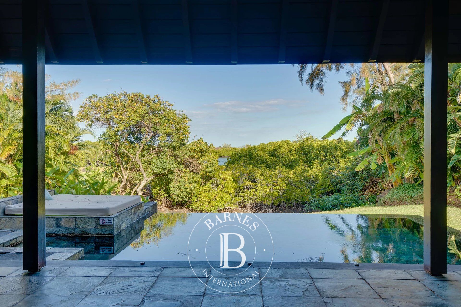 Villa Beau Champ - picture 1