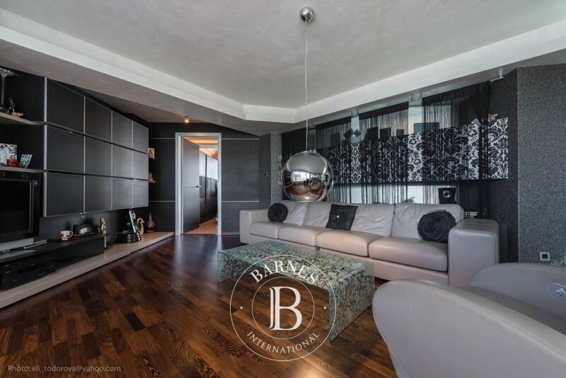 Venta, Casa Varna - picture 1