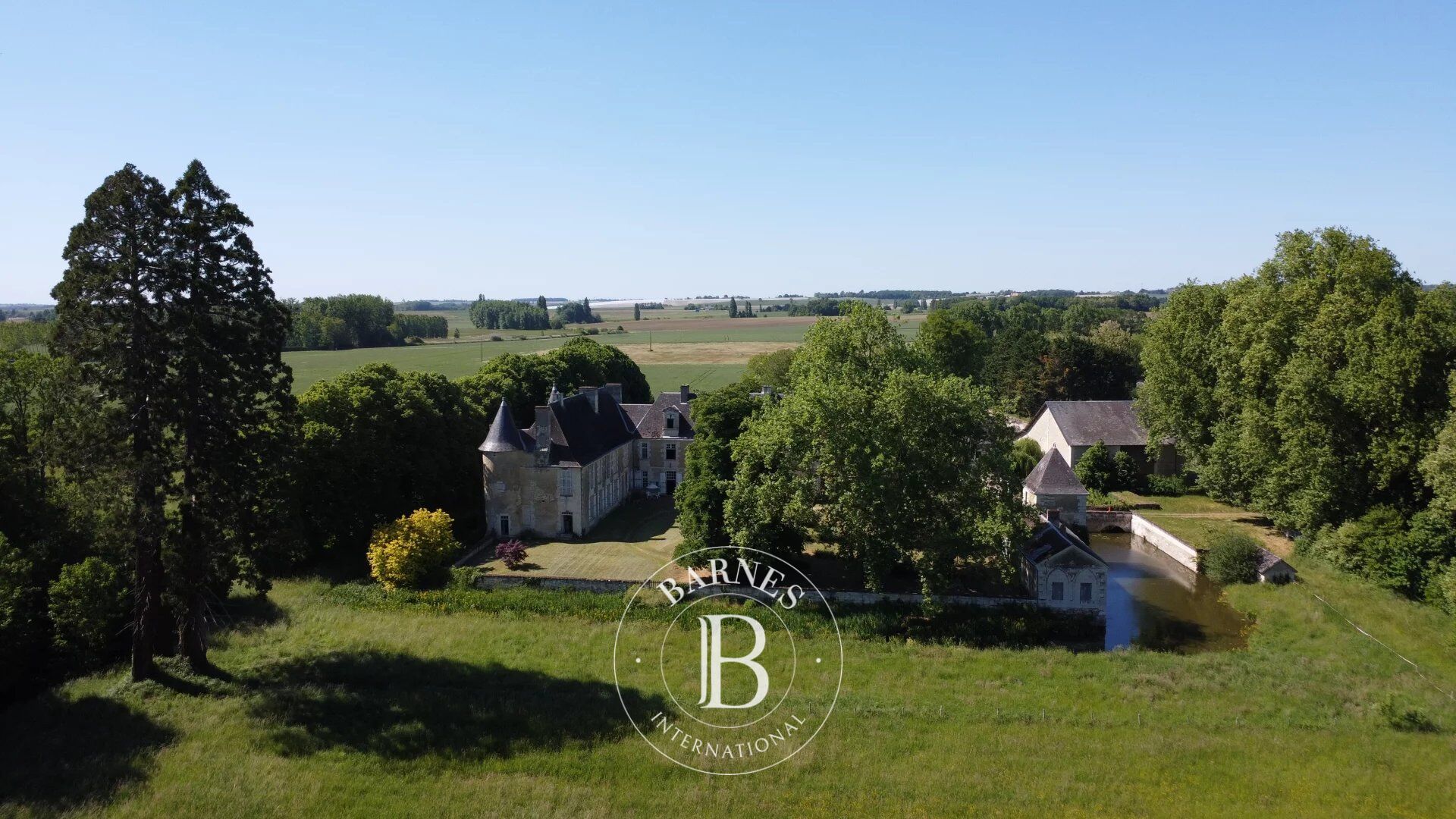 Castello Saint-Genest-d'Ambière - picture 2