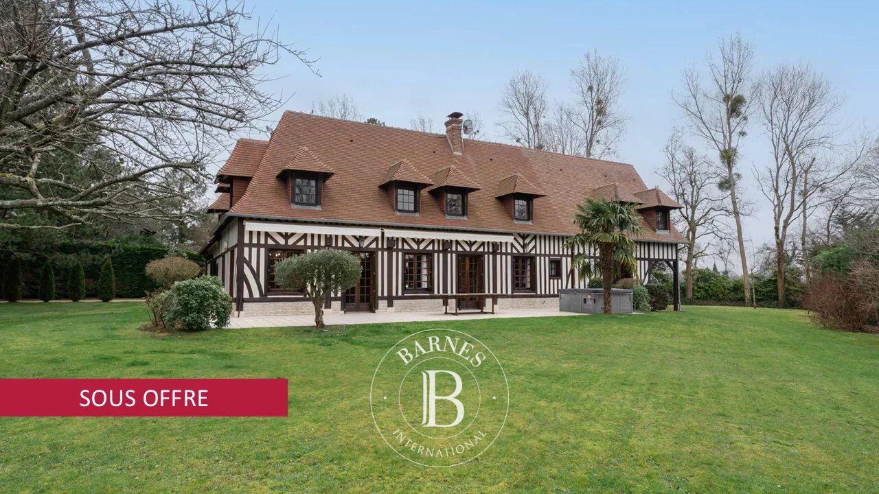 Norman house with garden (swimming pool possible) in a residential estate, close to Deauville - picture 1