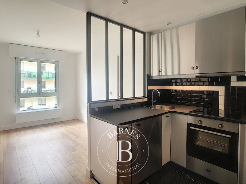 For Rent, Apartment Levallois-Perret - picture 1