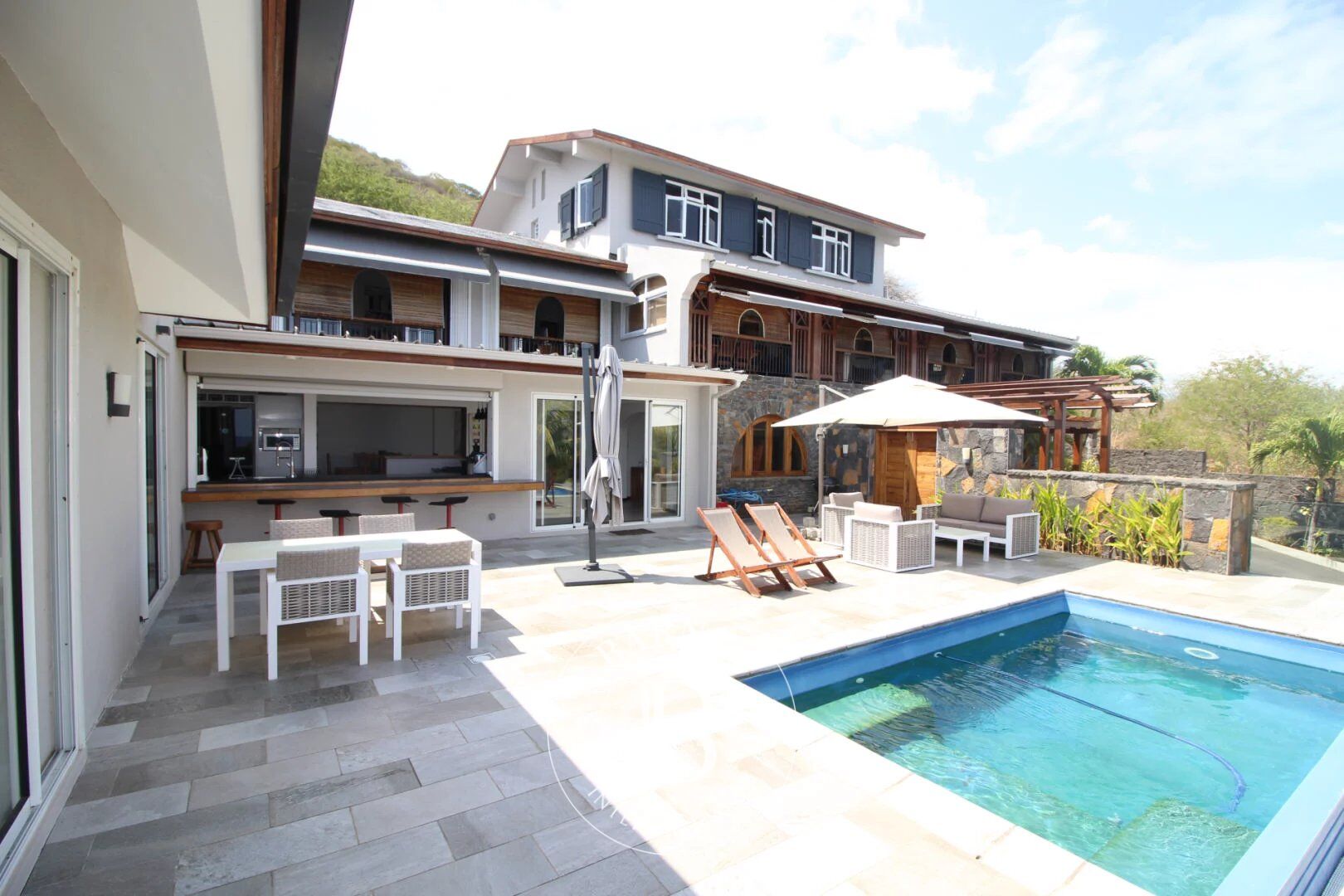 Haus Rivière Noire - picture 1