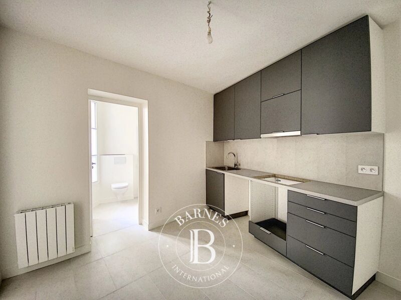 À louer, Appartement Paris 6ème - picture 2