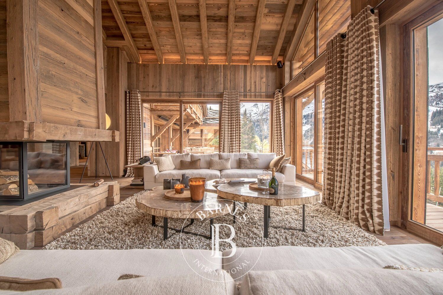 5* chalet ski in/ski out - picture 2