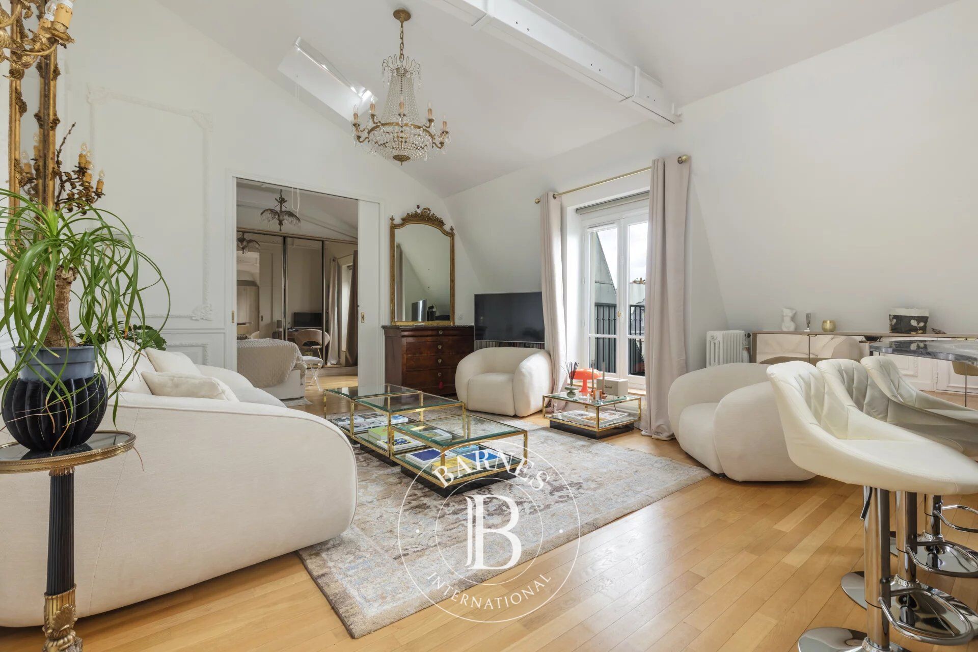 Wohnung Paris 8ème - picture 2