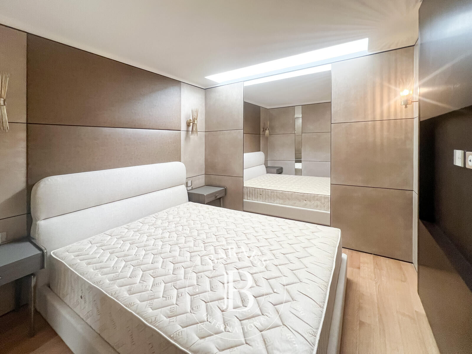 Daire Monaco - picture 12