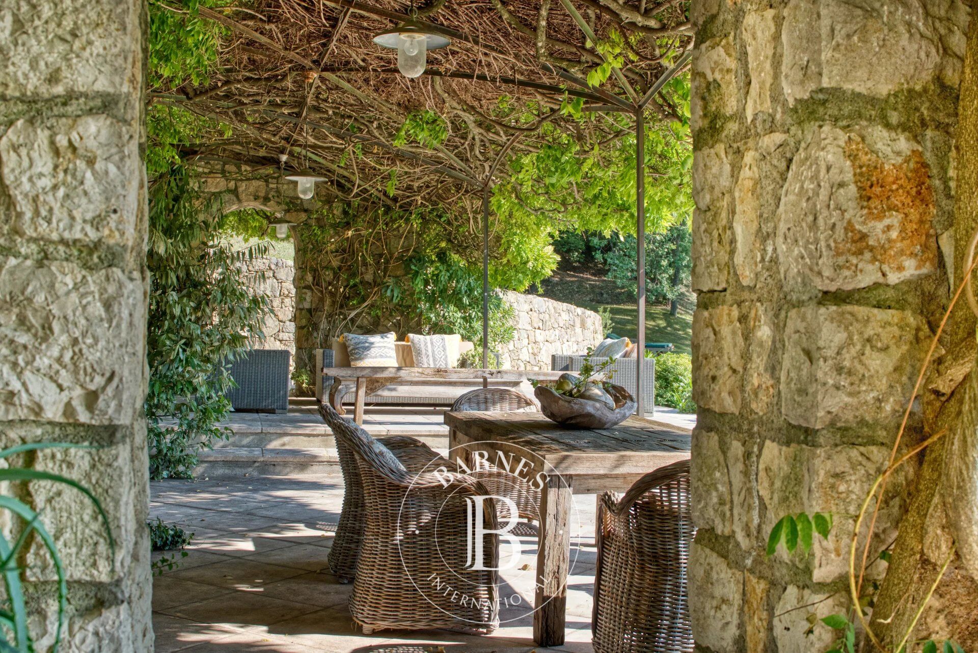 Çiftlik Châteauneuf-Grasse - picture 6