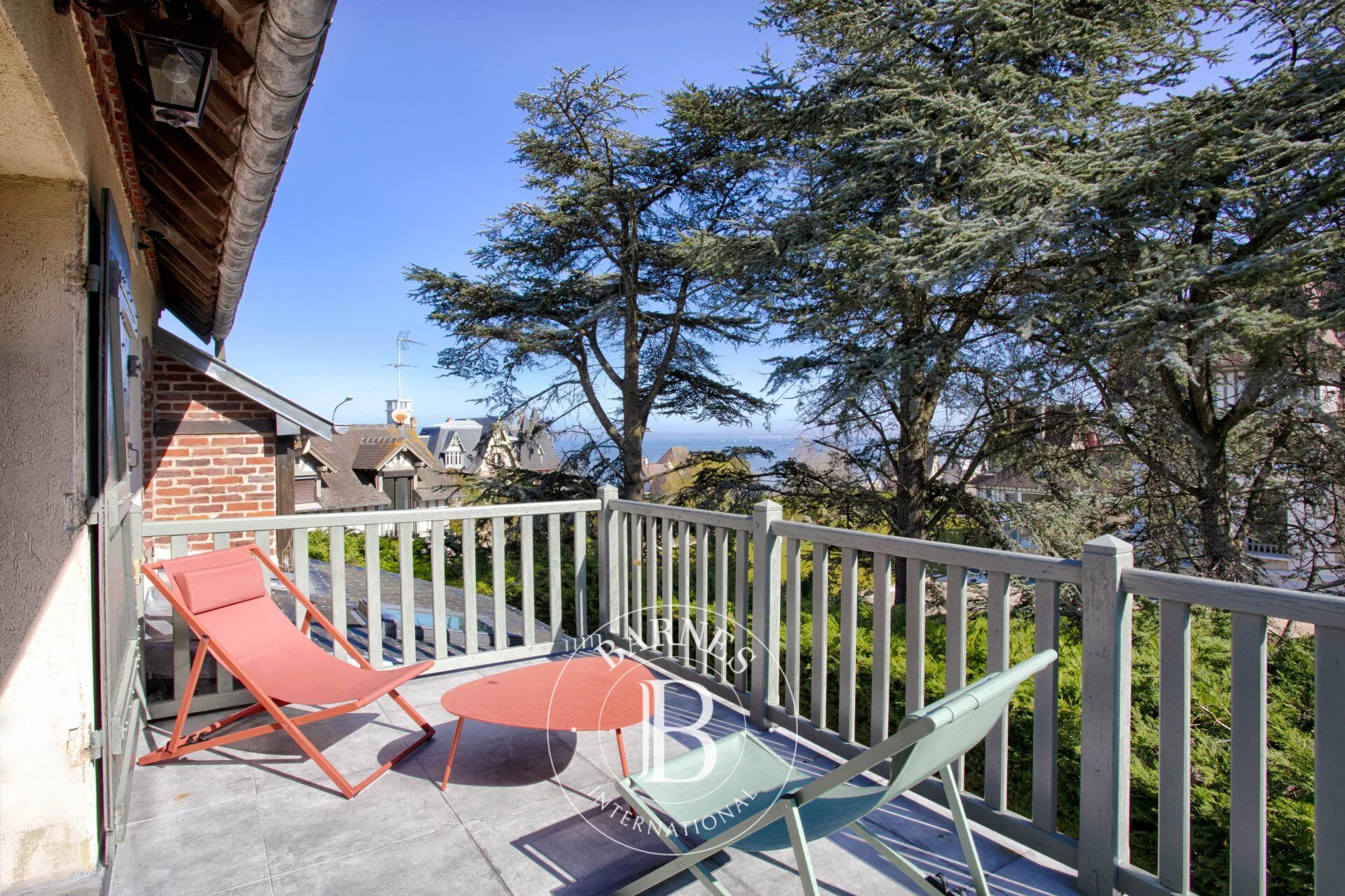 Casa Deauville - picture 2