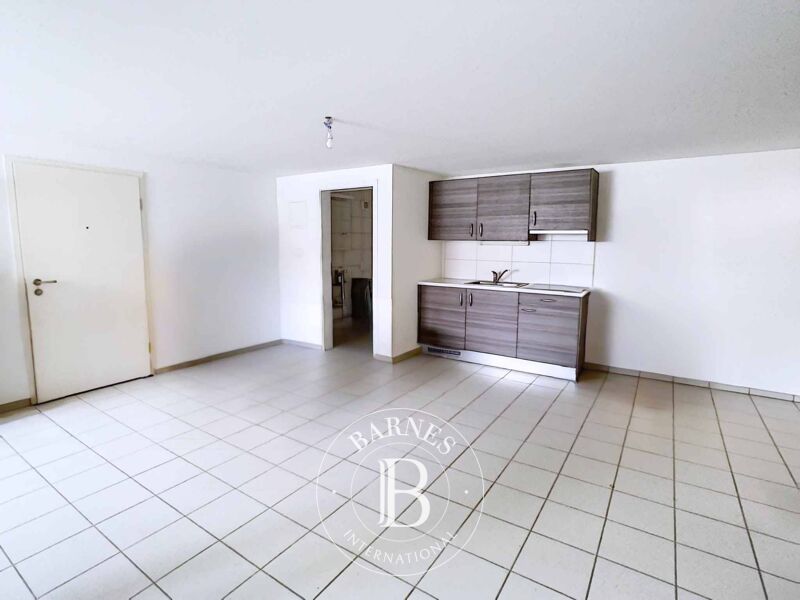 For Sale Business | Rossens - picture 2