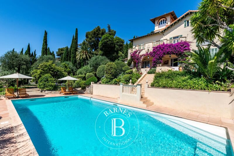 For Rent, House Grasse - picture 1