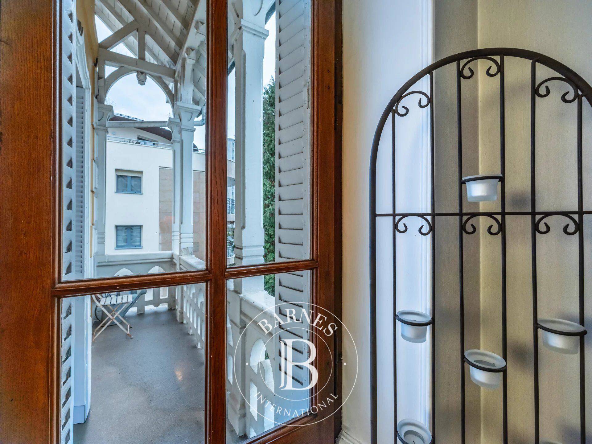 BARNES ANNECY - PRIME LOCATION  - CHARMING APARTMENT WATER DISTANCE FROM THE LAKE - picture 3