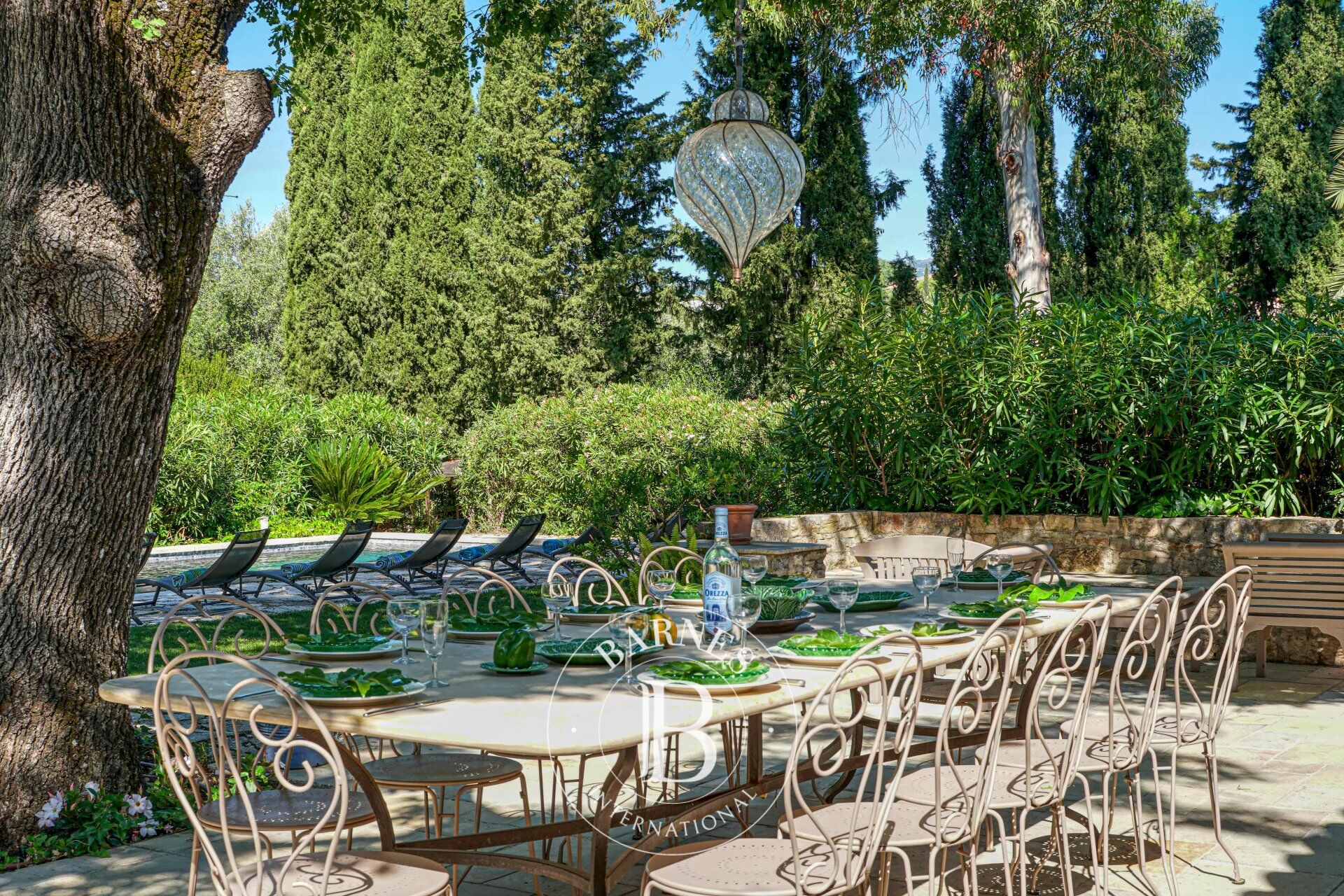 Opio-Villa Provençale- sleeps 10-pool - picture 3