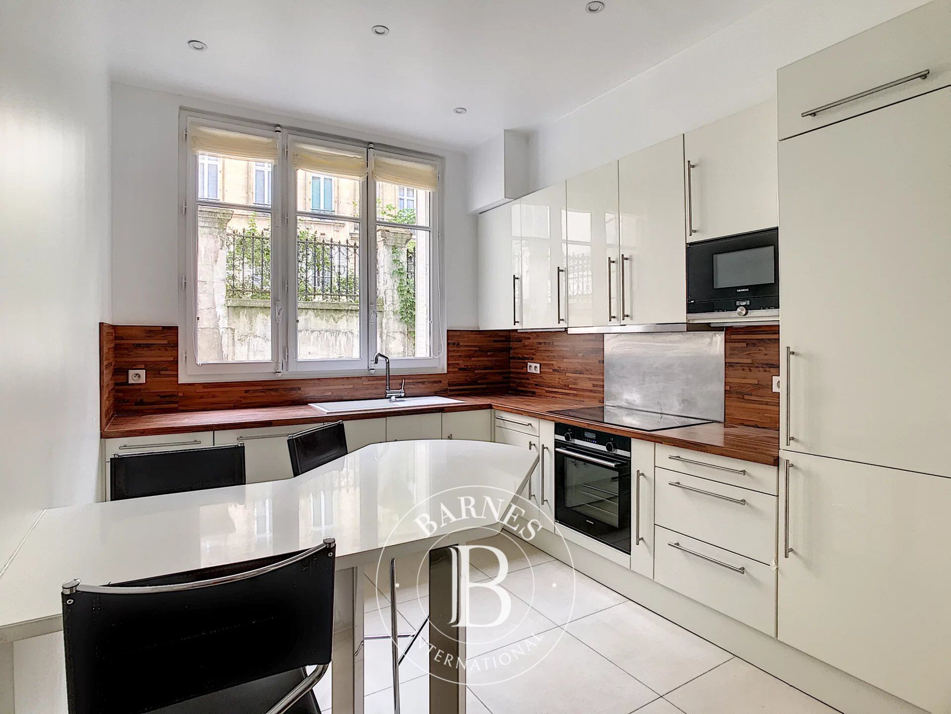 À louer Appartement | Paris 9ème - picture 6