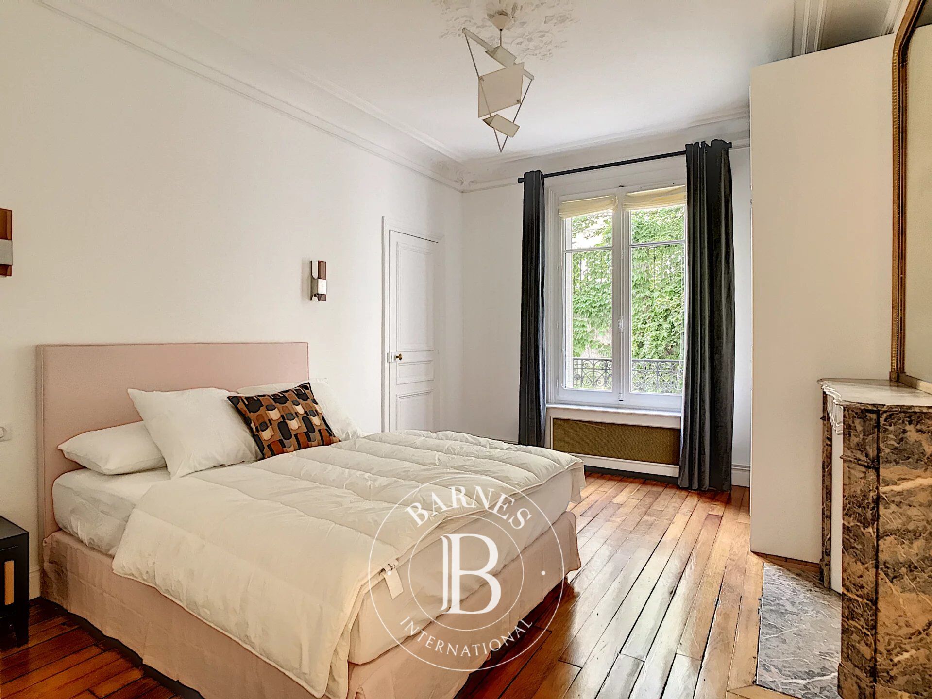 À louer Appartement | Paris 9ème - picture 9