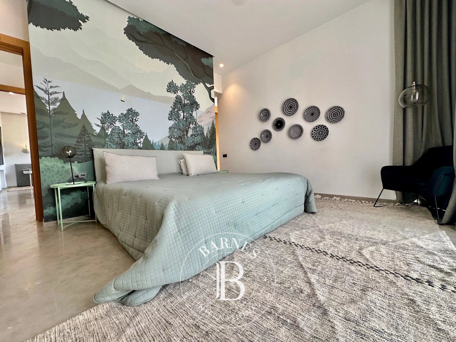 Luxury contemporary villa with infinity pool for sale on the Ourika road in Marrakech. - picture 3