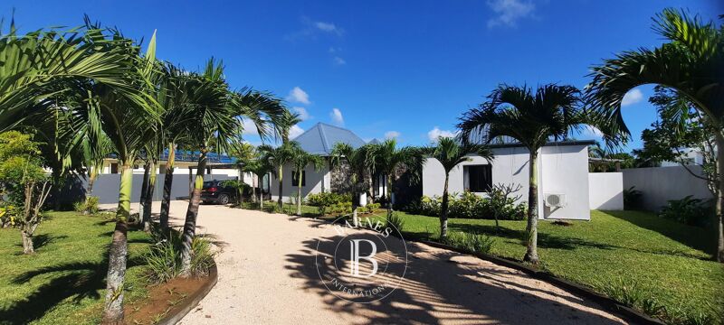 For Rent Villa | Piton - picture 1
