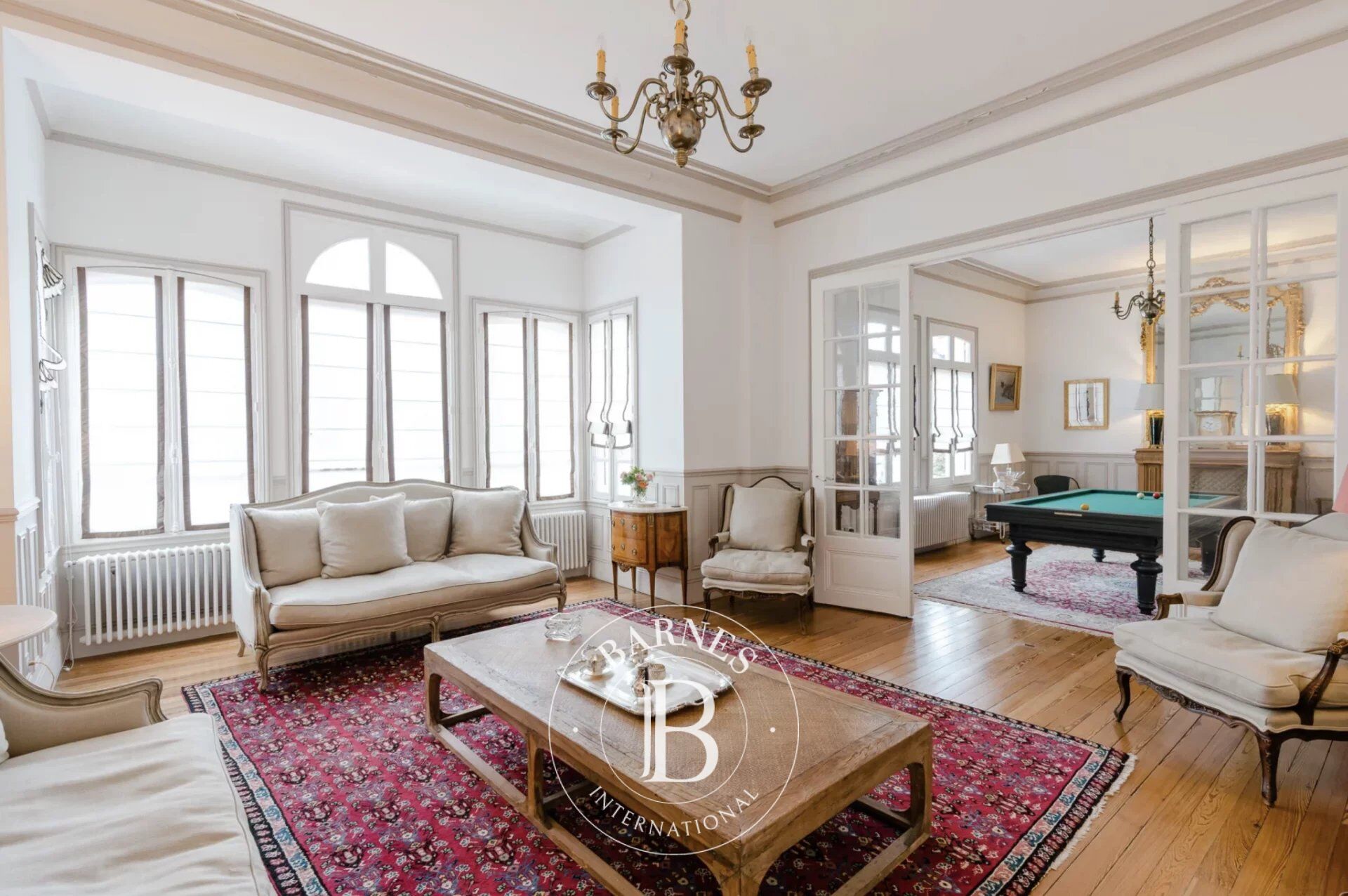 DEAUVILLE GOLDEN TRIANGLE - EXCEPTIONAL RESIDENCE  - 6 BEDROOMS - picture 1