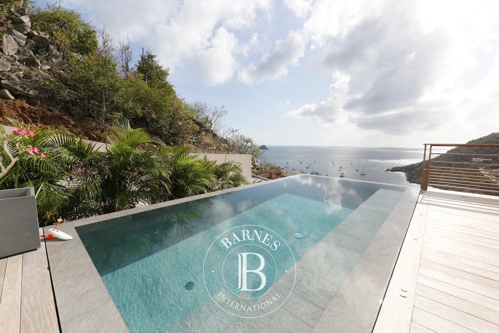 Villa Corossol - picture 1