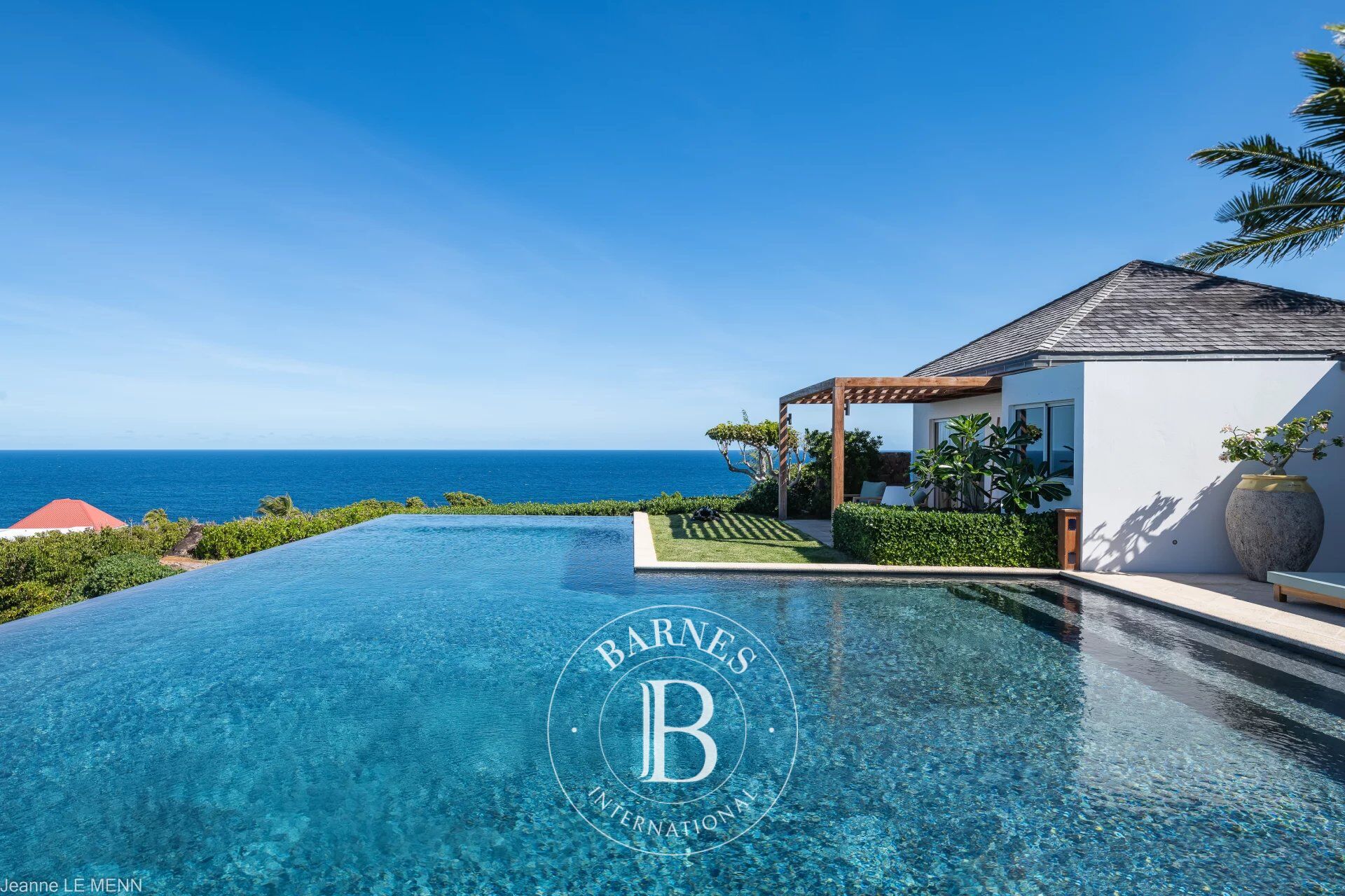 Villa Mont Jean - picture 1