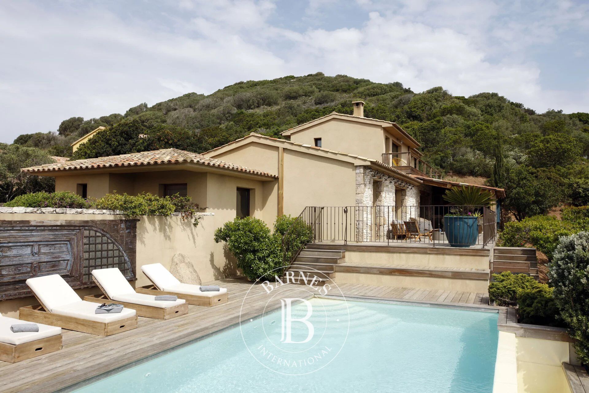 Bonifacio, Santa Manza, Villa vue mer, 4 chambres, piscine, plage à pieds - picture 3