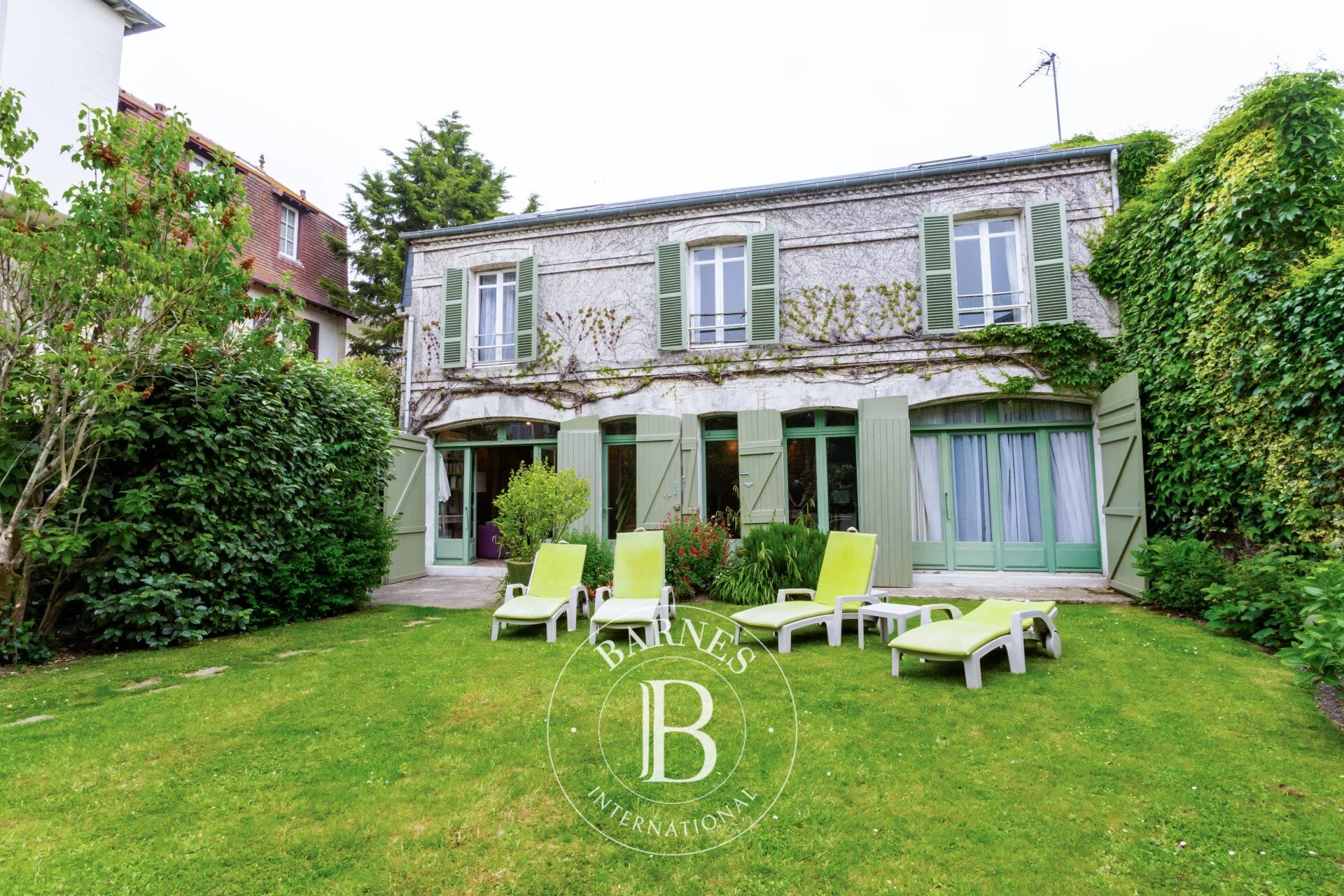 Casa Deauville - picture 1