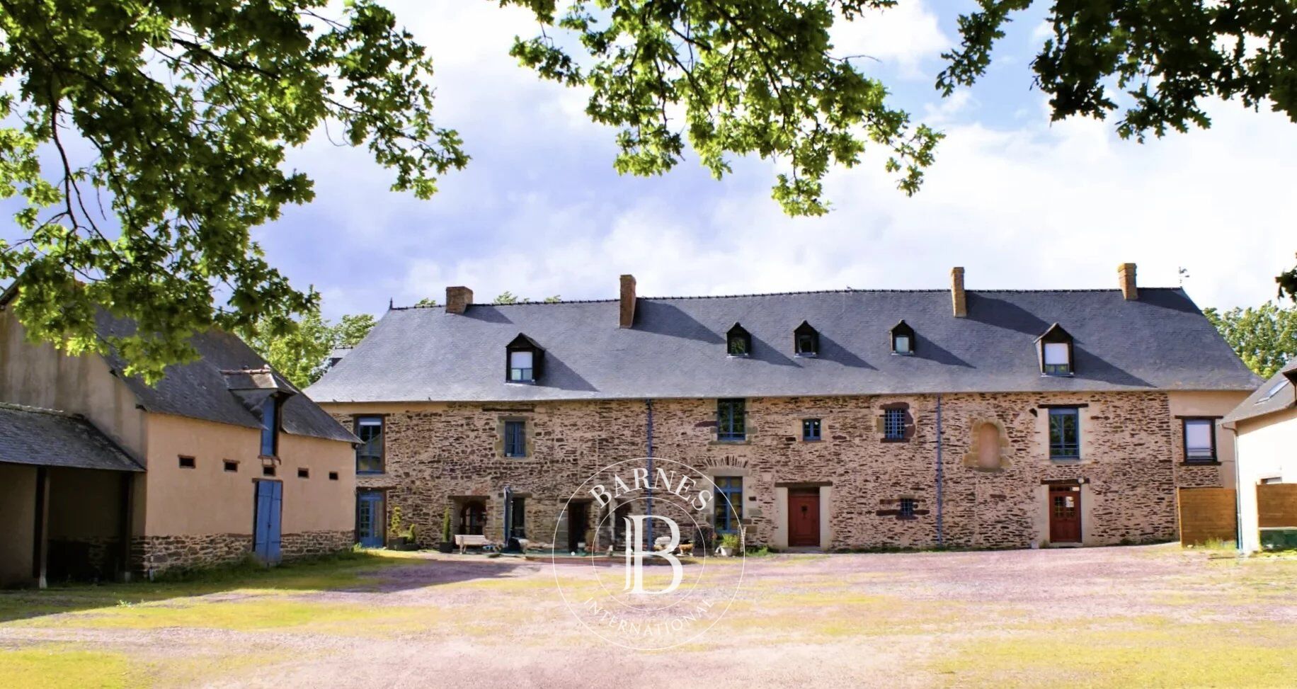 Herrenhaus Chavagne - picture 1