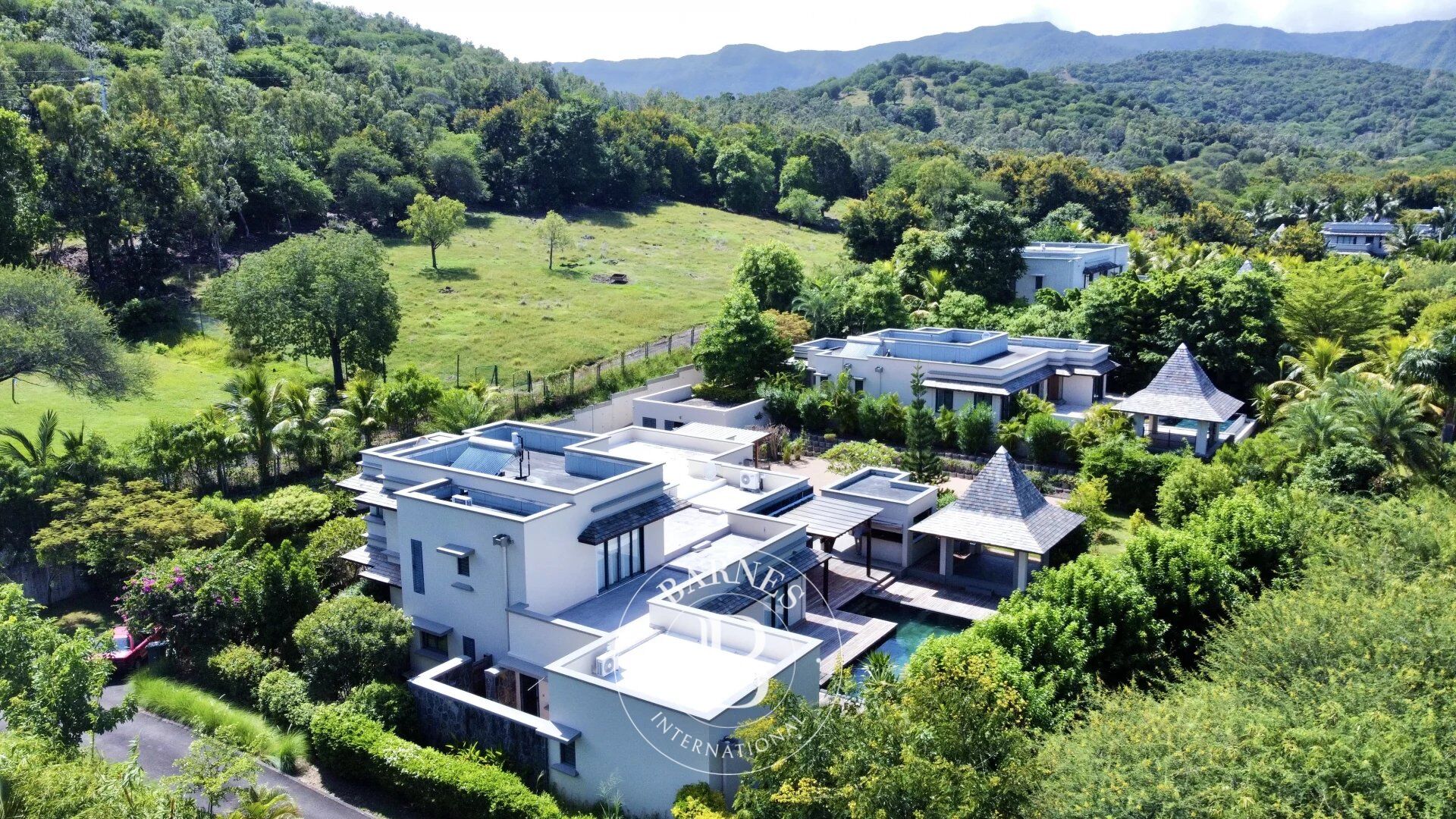 Villa Rivière Noire - picture 25