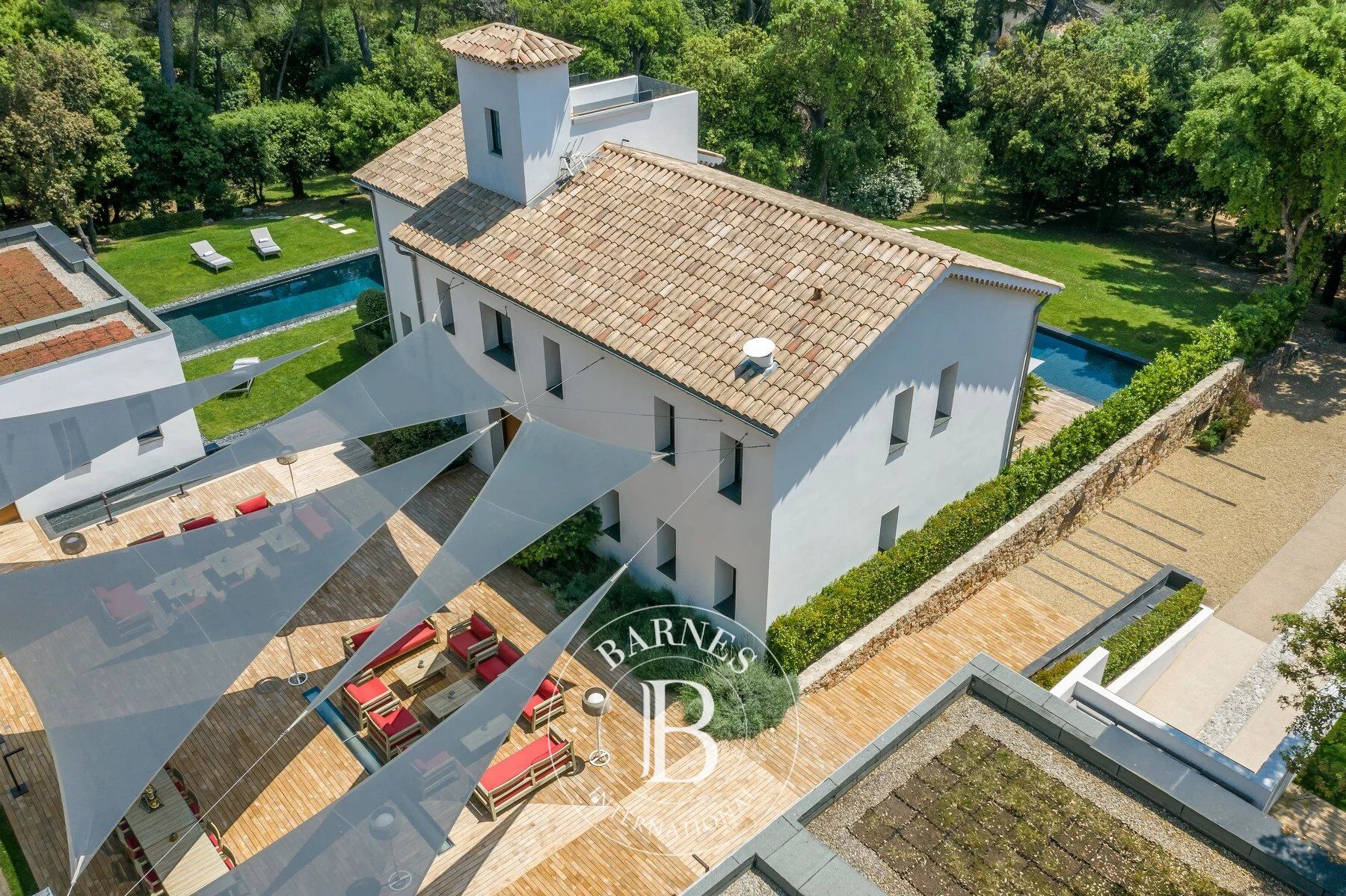 Villa Antibes - picture 3