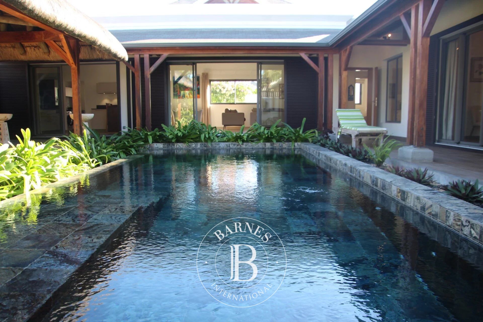 Pereybere - Contemporary Villa - 4 bedrooms - picture 2