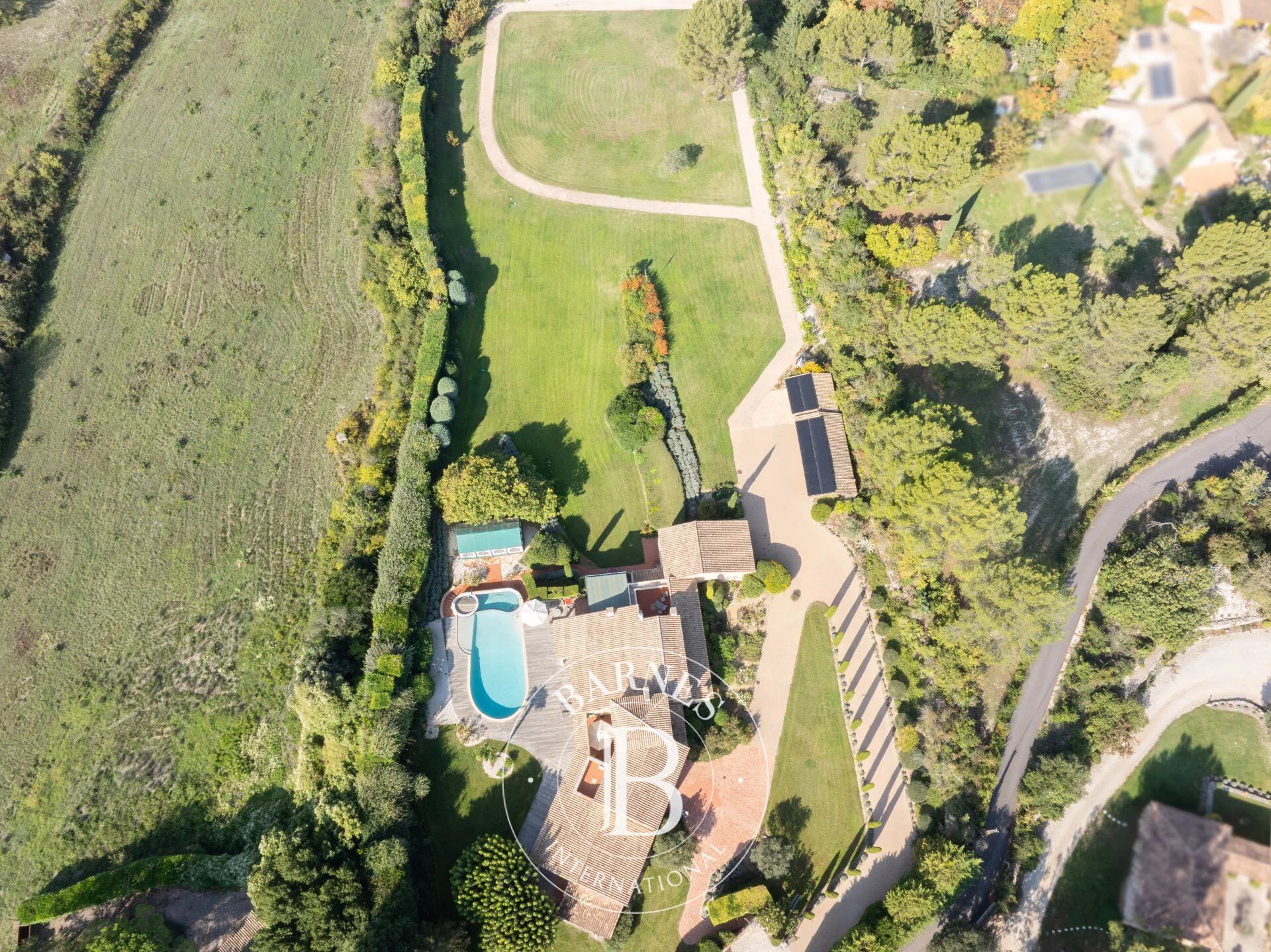 AIX-EN-PROVENCE NORD – MAISON D’ARCHITECTE 465 M² – 6 CHAMBRES EN SUITE – PARC 1,15 HA – PISCINE - picture 1