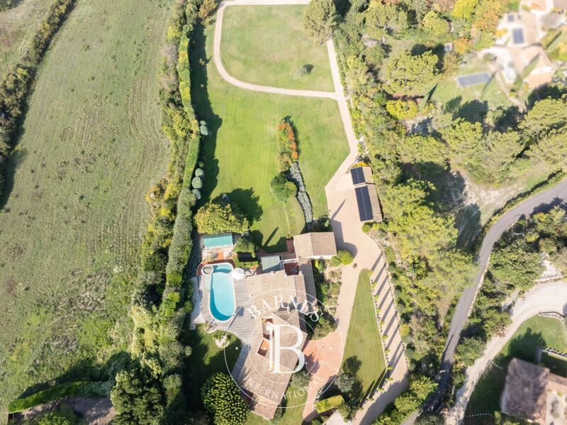 AIX-EN-PROVENCE NORD – MAISON D’ARCHITECTE 465 M² – 6 CHAMBRES EN SUITE – PARC 1,15 HA – PISCINE