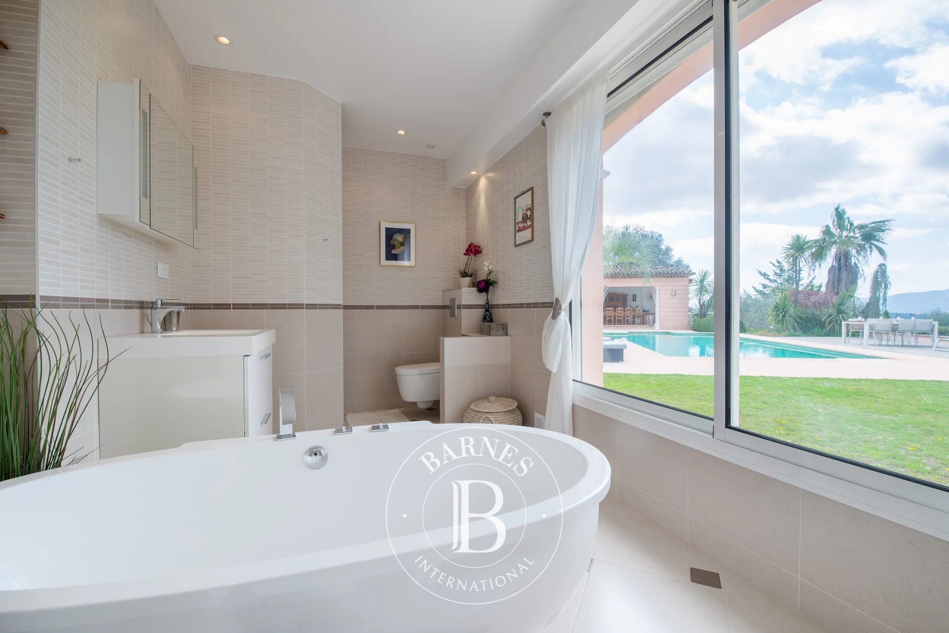 Villa Mougins - picture 10