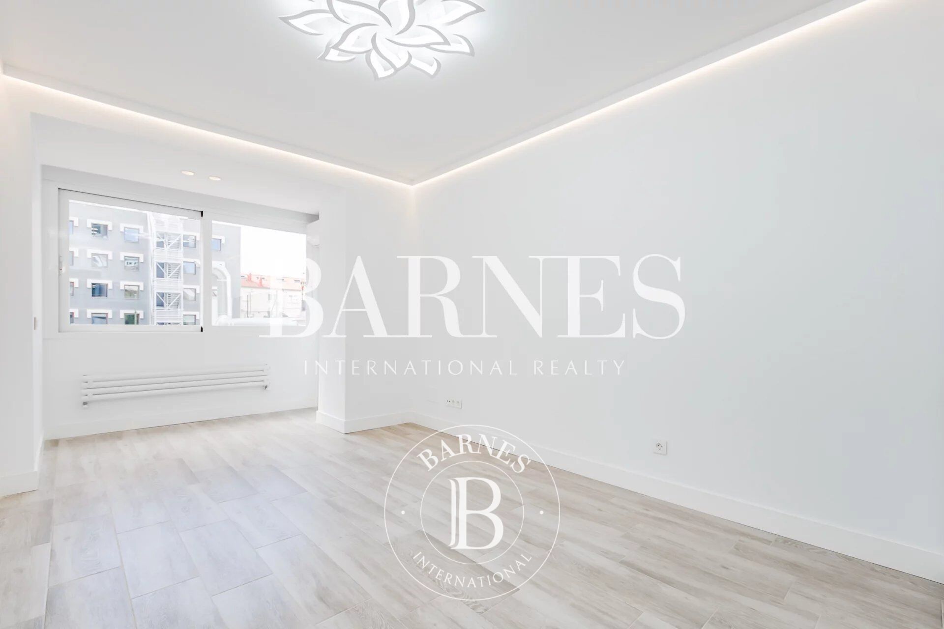 Madrid - Recoletos - Barrio Salamanca - Studio rénové, confortable et accueillant à louer - picture 1