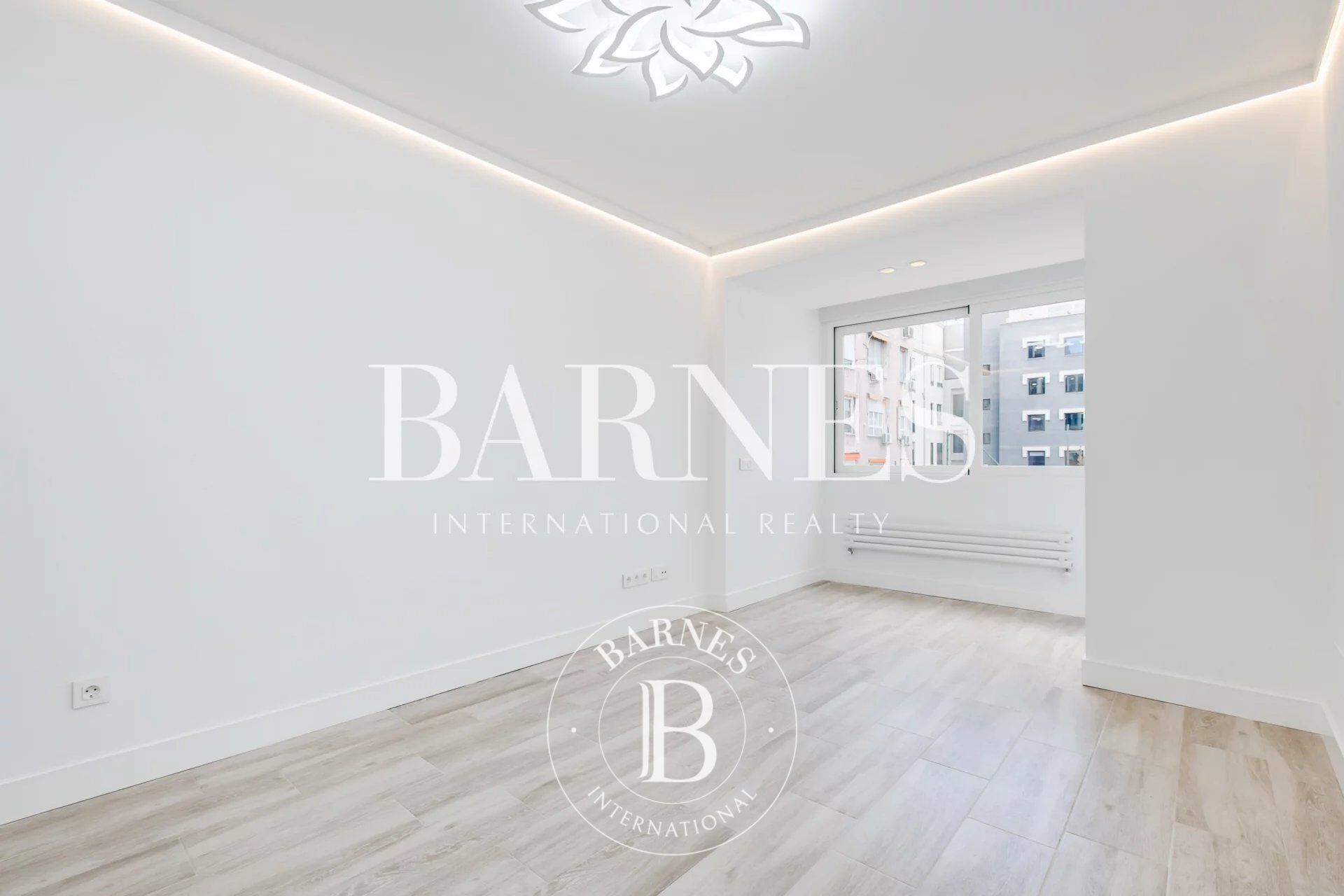 Madrid - Recoletos - Barrio Salamanca - Studio rénové, confortable et accueillant à louer - picture 3