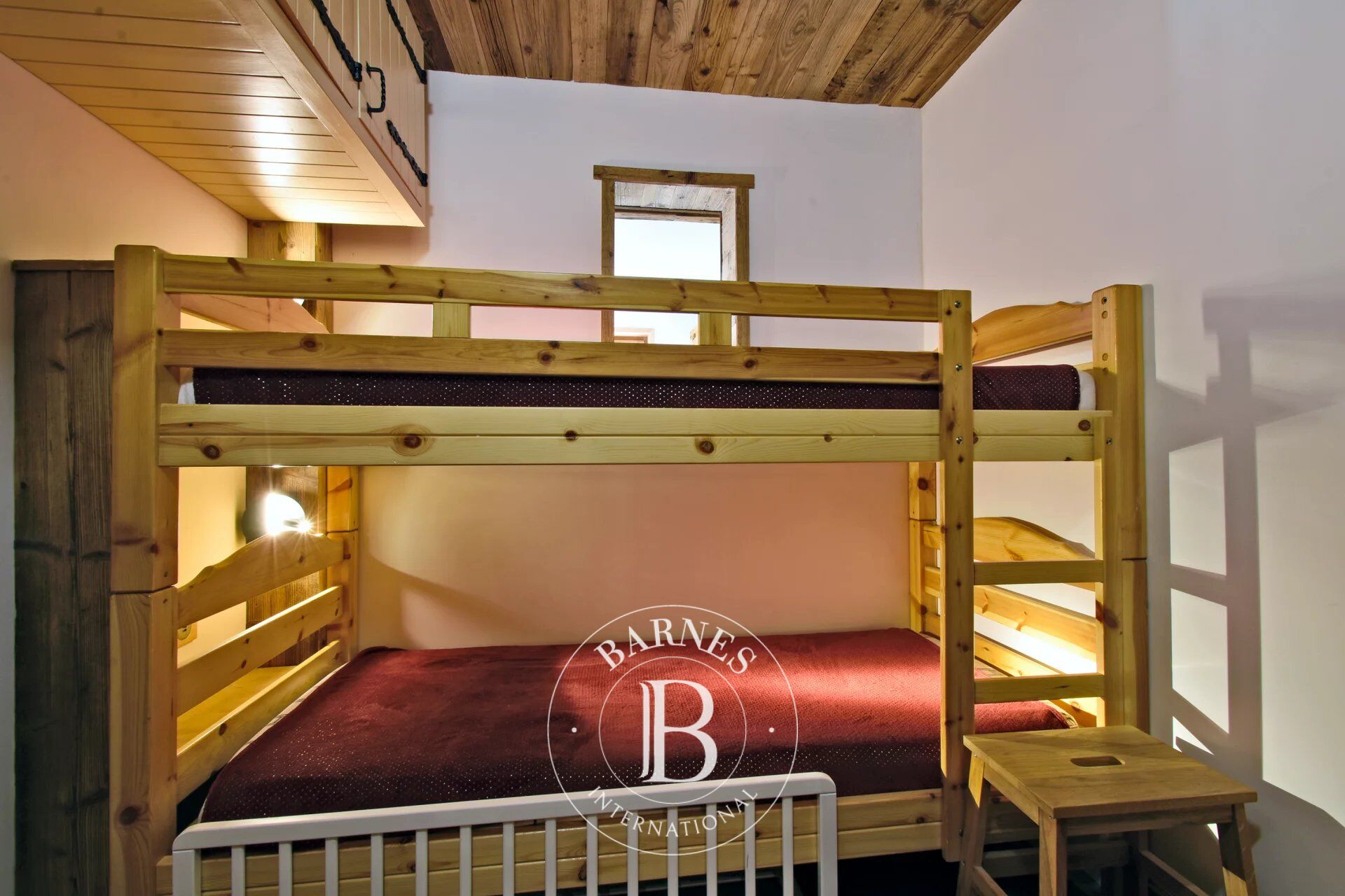 CHARMING DUPLEX IN THE HEART OF COURCHEVEL 1550 - picture 3