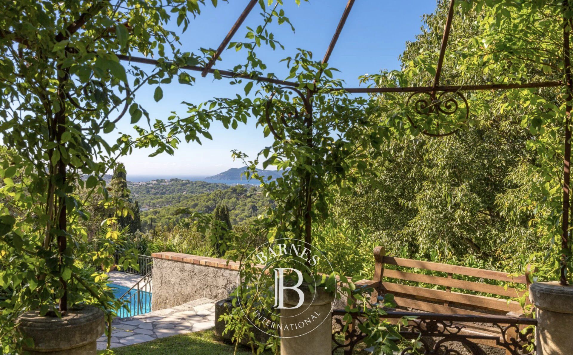 Villa Mougins - picture 3