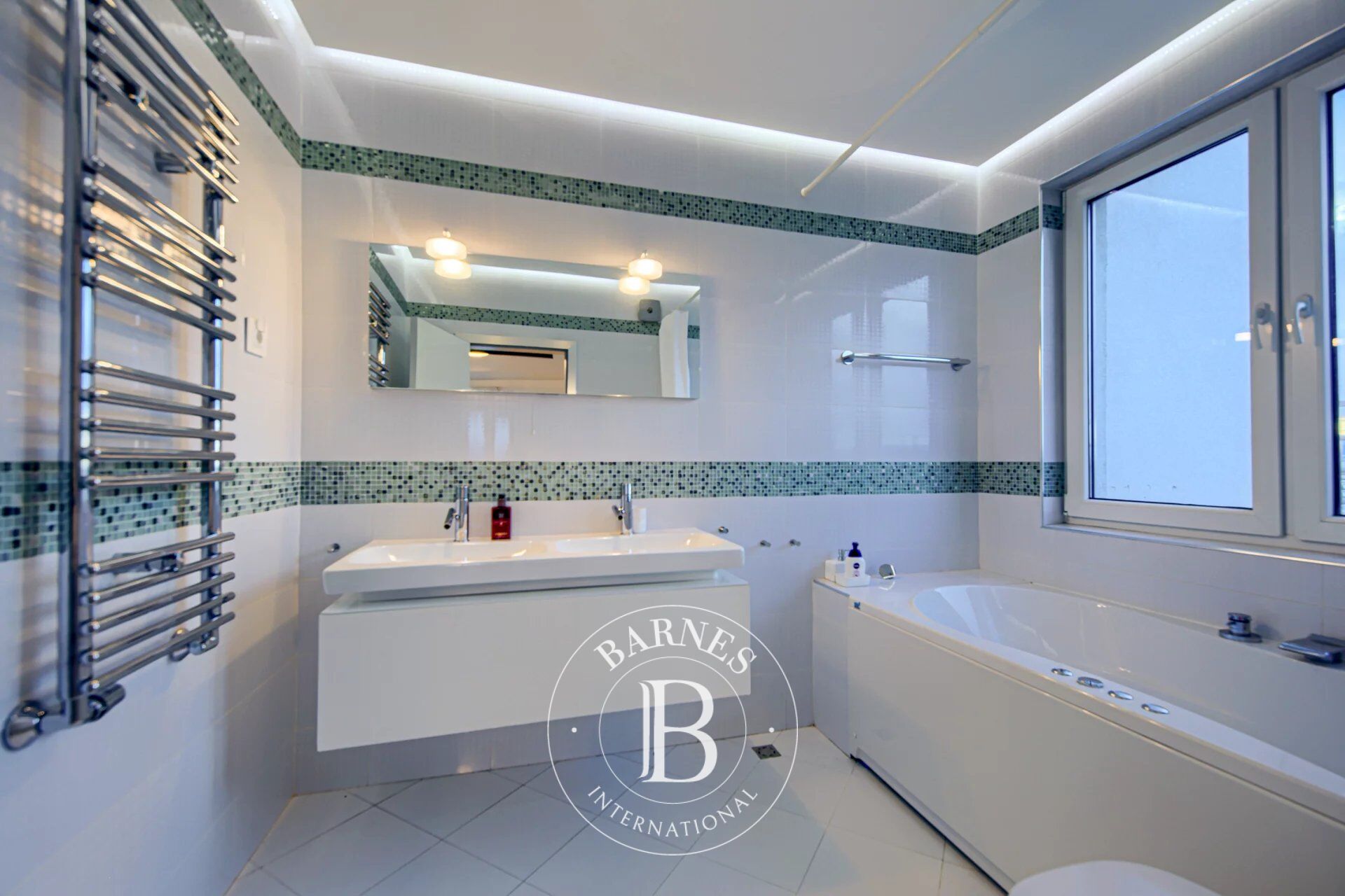 Penthouse Sofia - picture 13