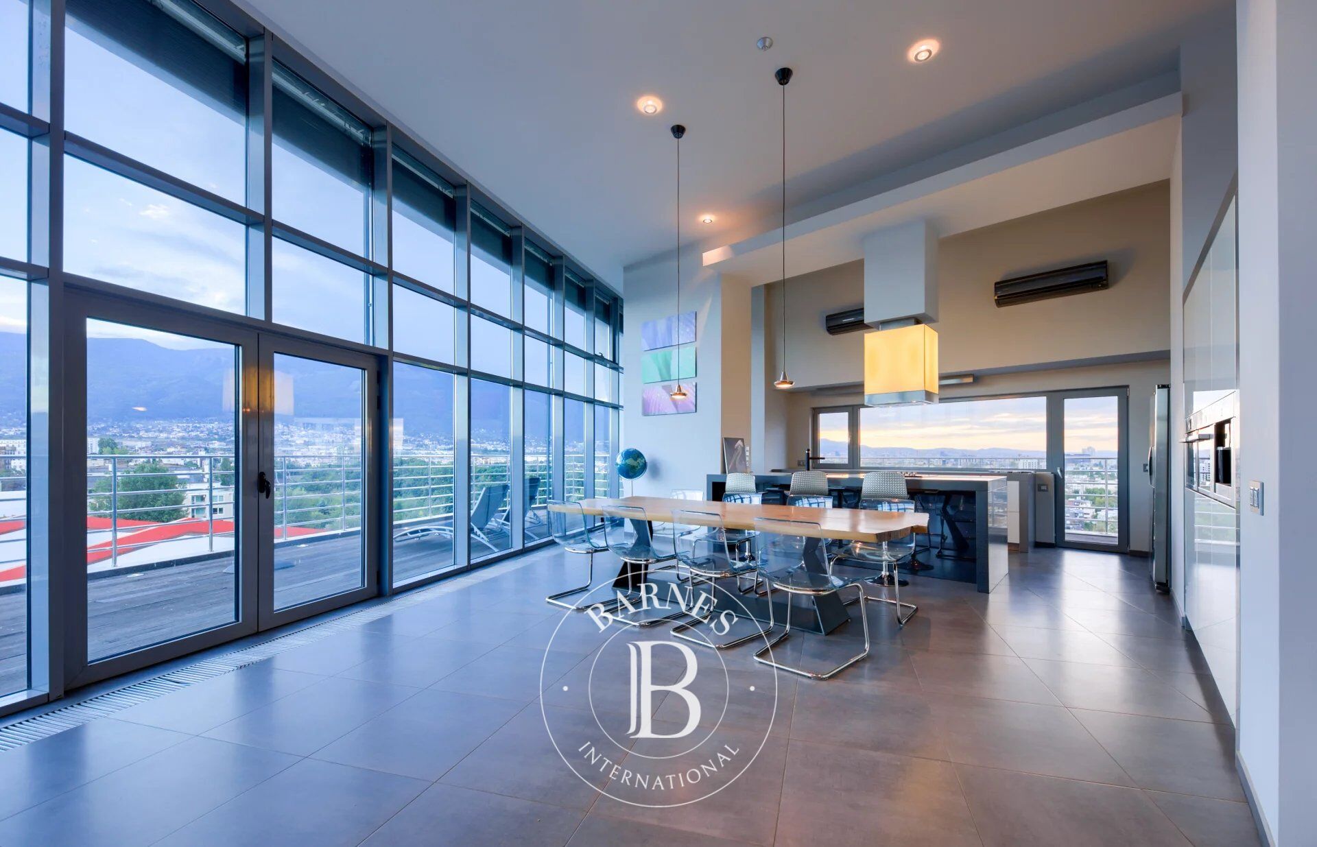 Penthouse Sofia - picture 5