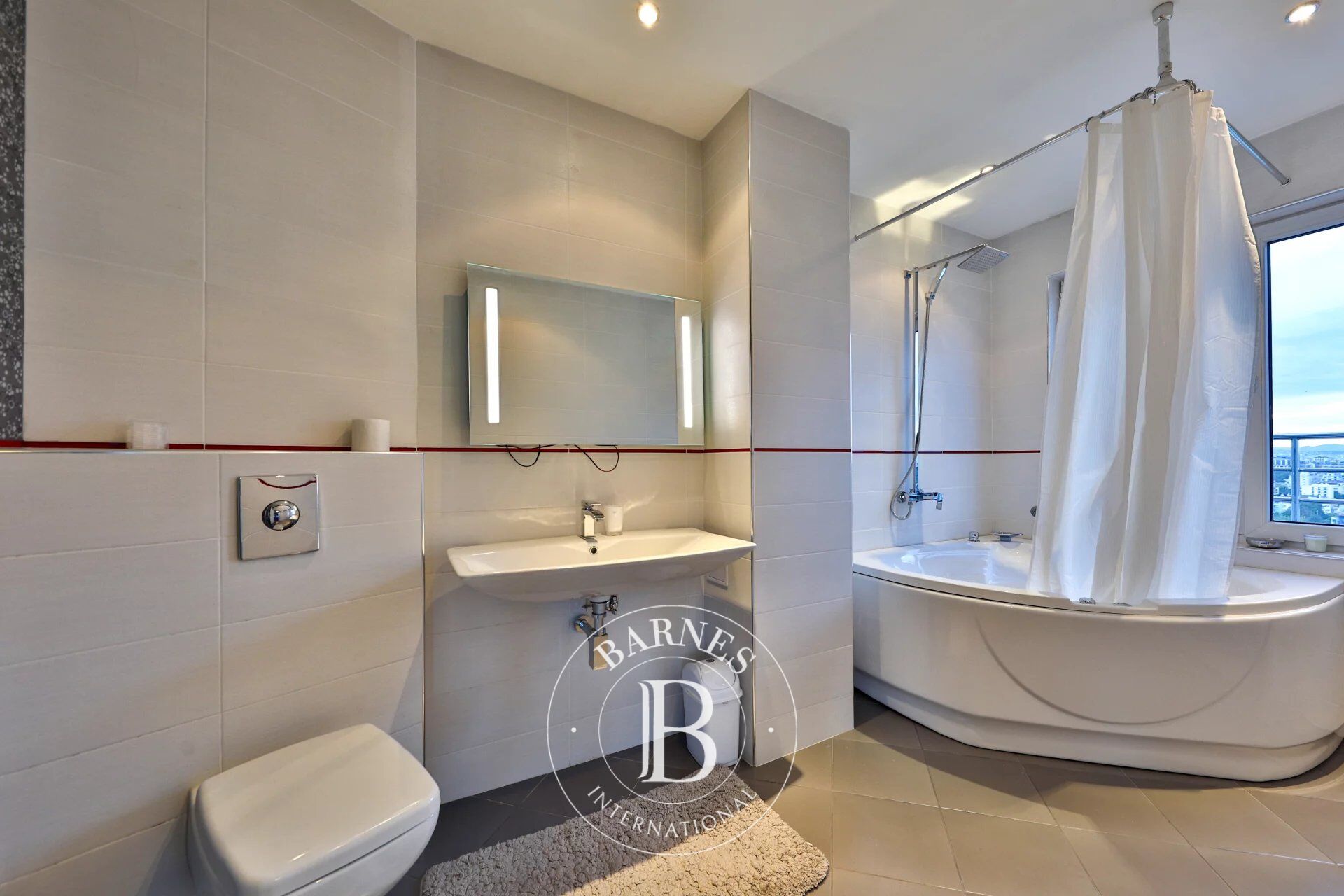 Penthouse Sofia - picture 12